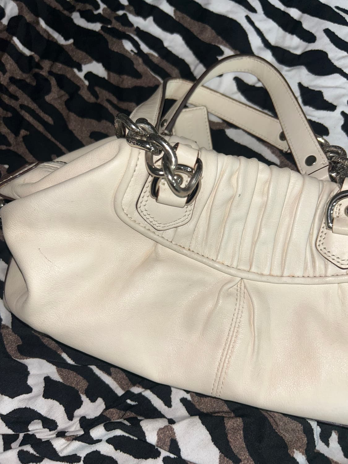 코치 빈티지 크림 체인 가죽백 가방 상품이미지5