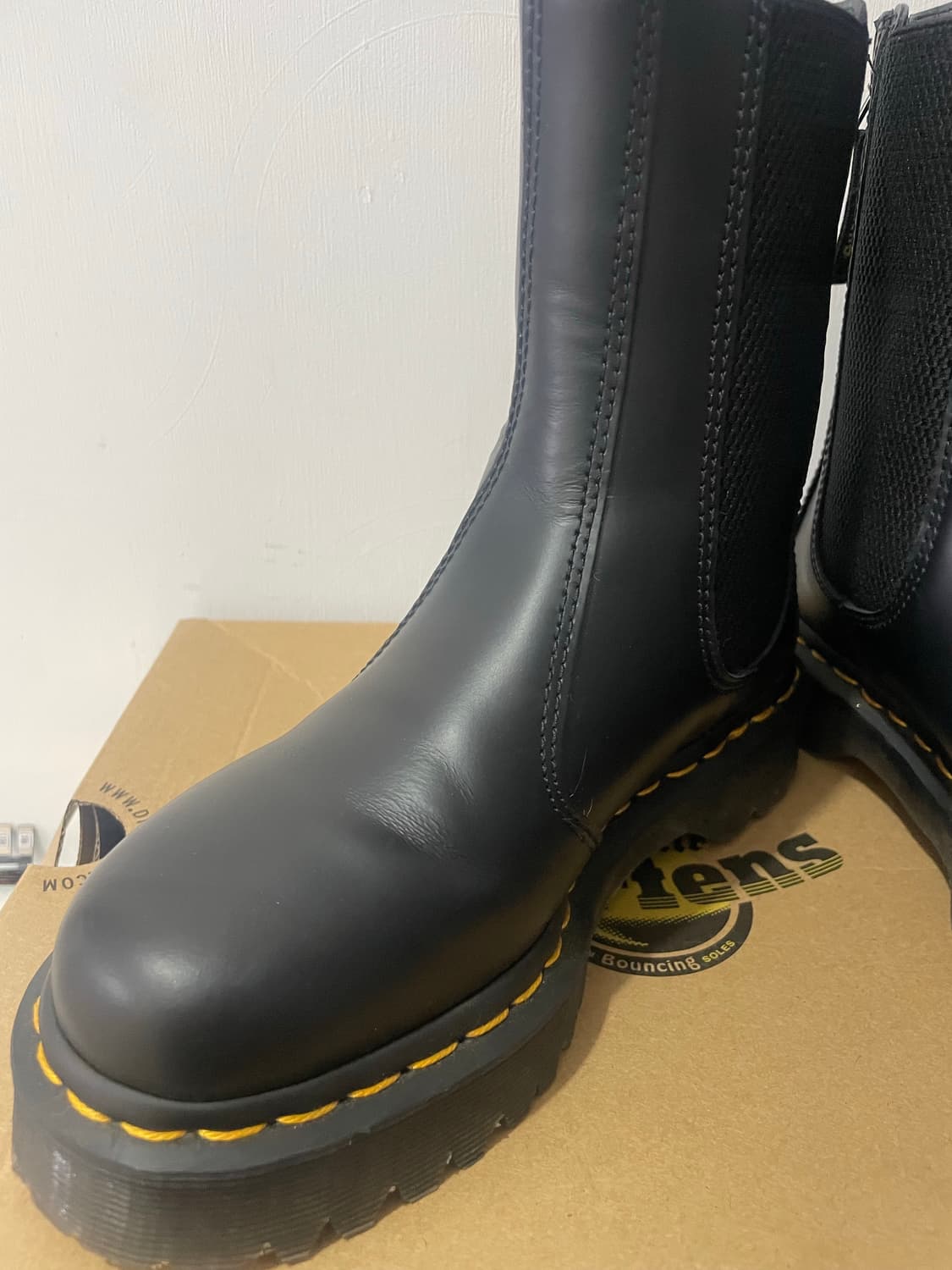 닥터마틴 2976 하이벡스 w집 첼시부츠 230 상품이미지6