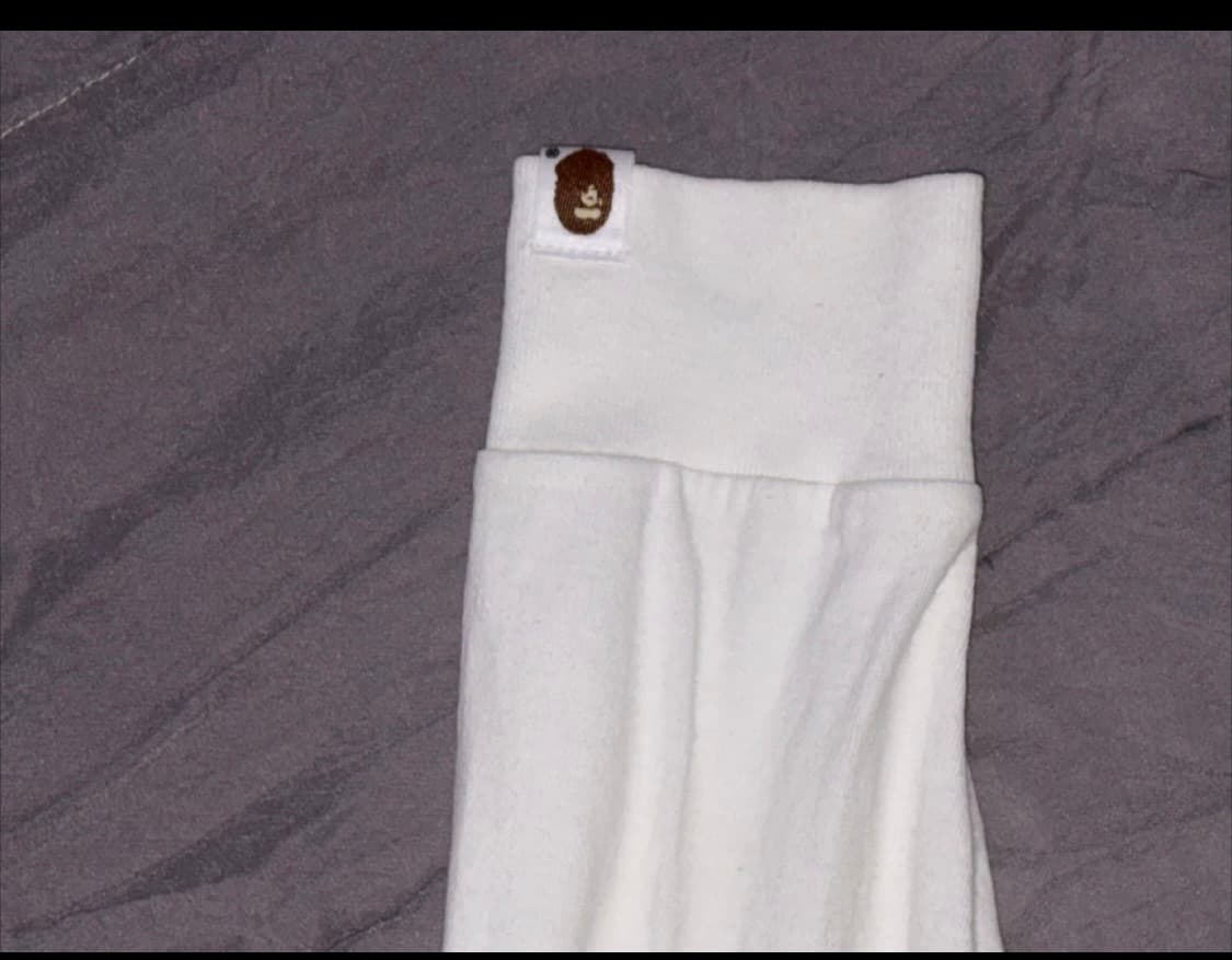 정품 베이프 롱슬리브 화이트 상품이미지4