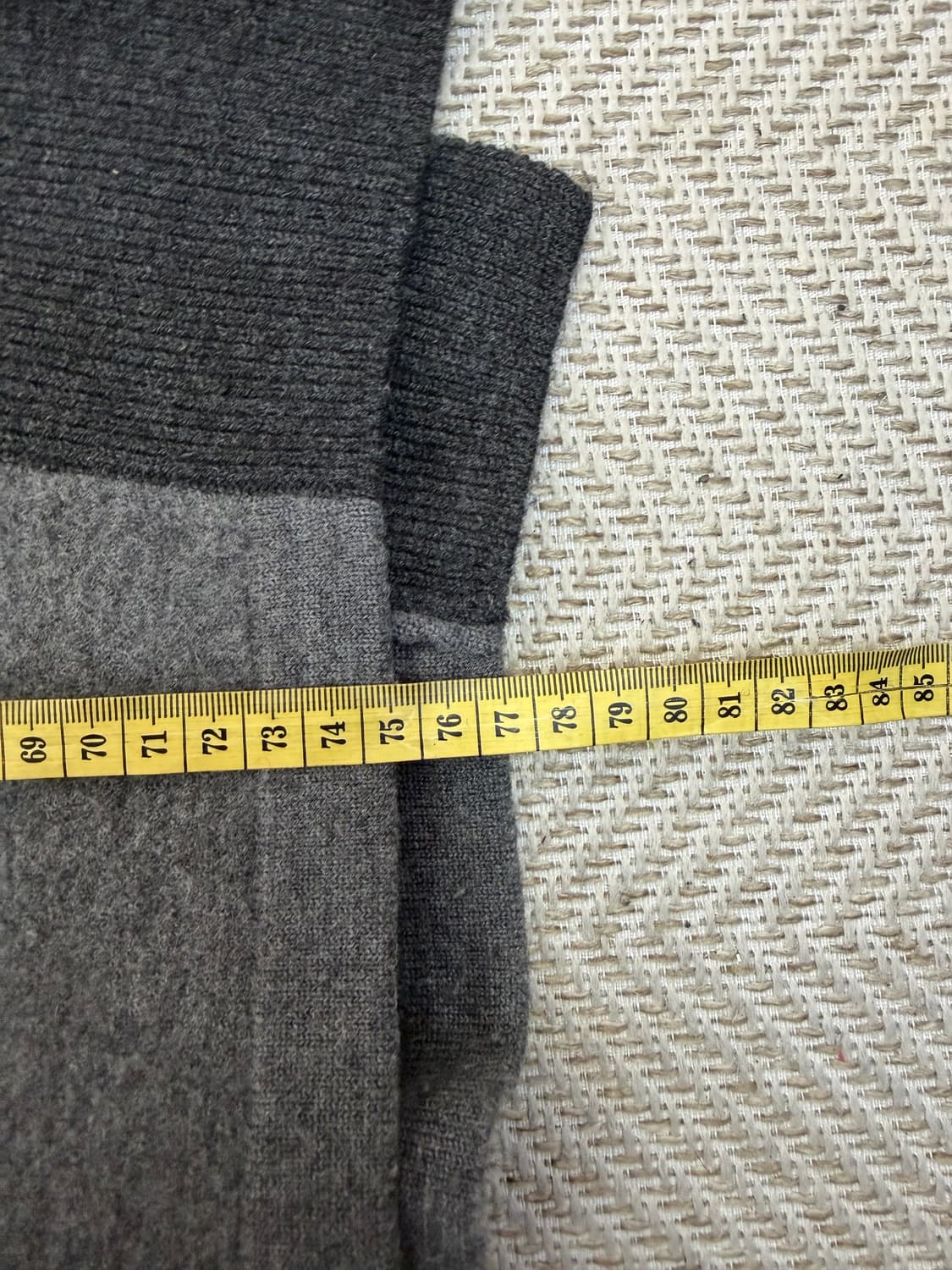 정품) 구호 여성 그레이 배색 니트 F 상품이미지10