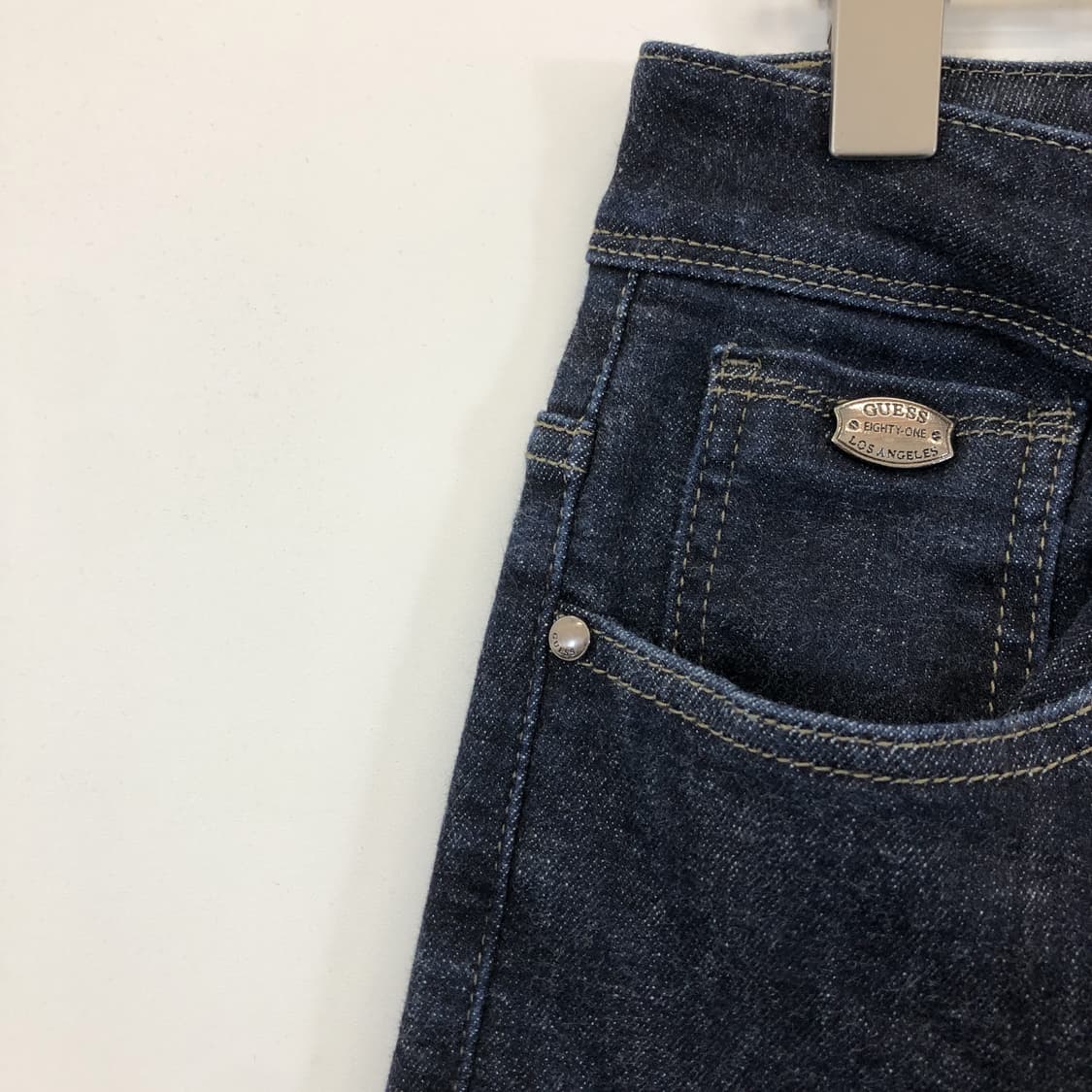 게스 프리미엄 은장 레귤러 데님진 30-31  상품이미지2