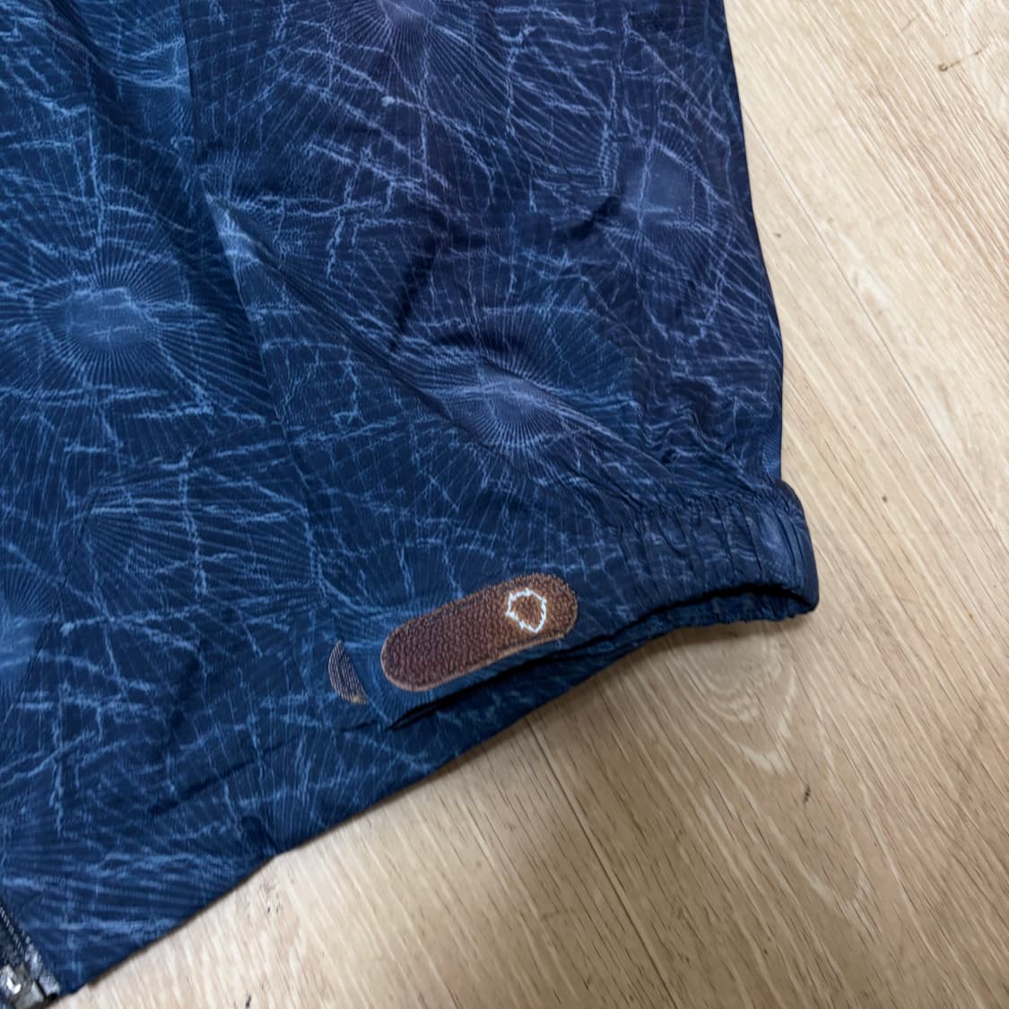 블랙야크 남성 40주년 고어텍스 바람막이 자켓 M/95  상품이미지4