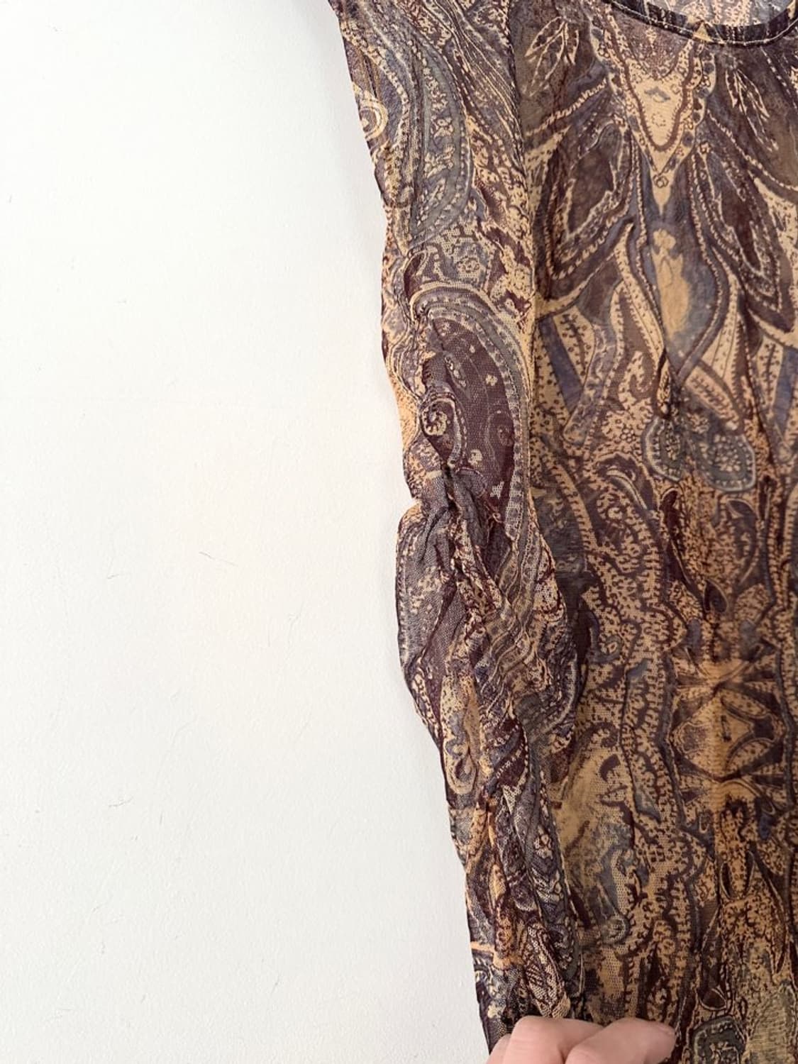 Mesh aurora layer sleeveless 상품이미지4