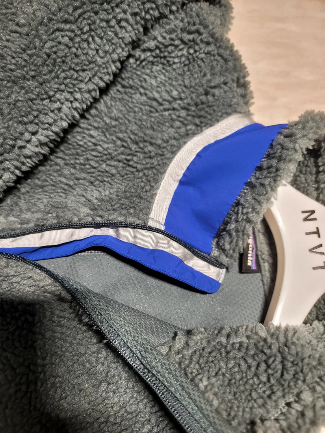 
파타고니아 레트로x 누보그린 M (국내 100사이즈) 
 상품이미지5