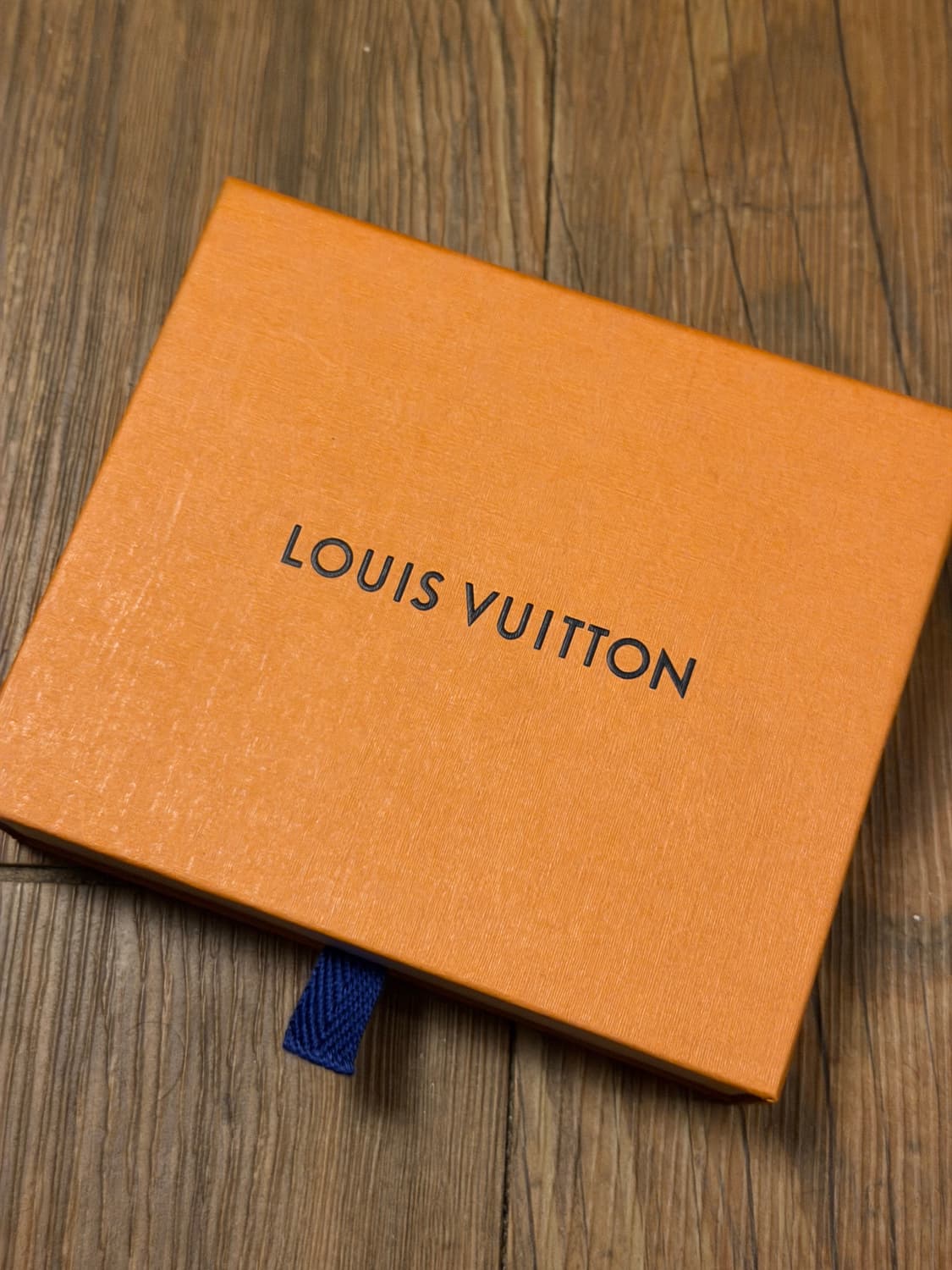 루이비통 모노그램 캐츠 잇 팔찌 상품이미지3