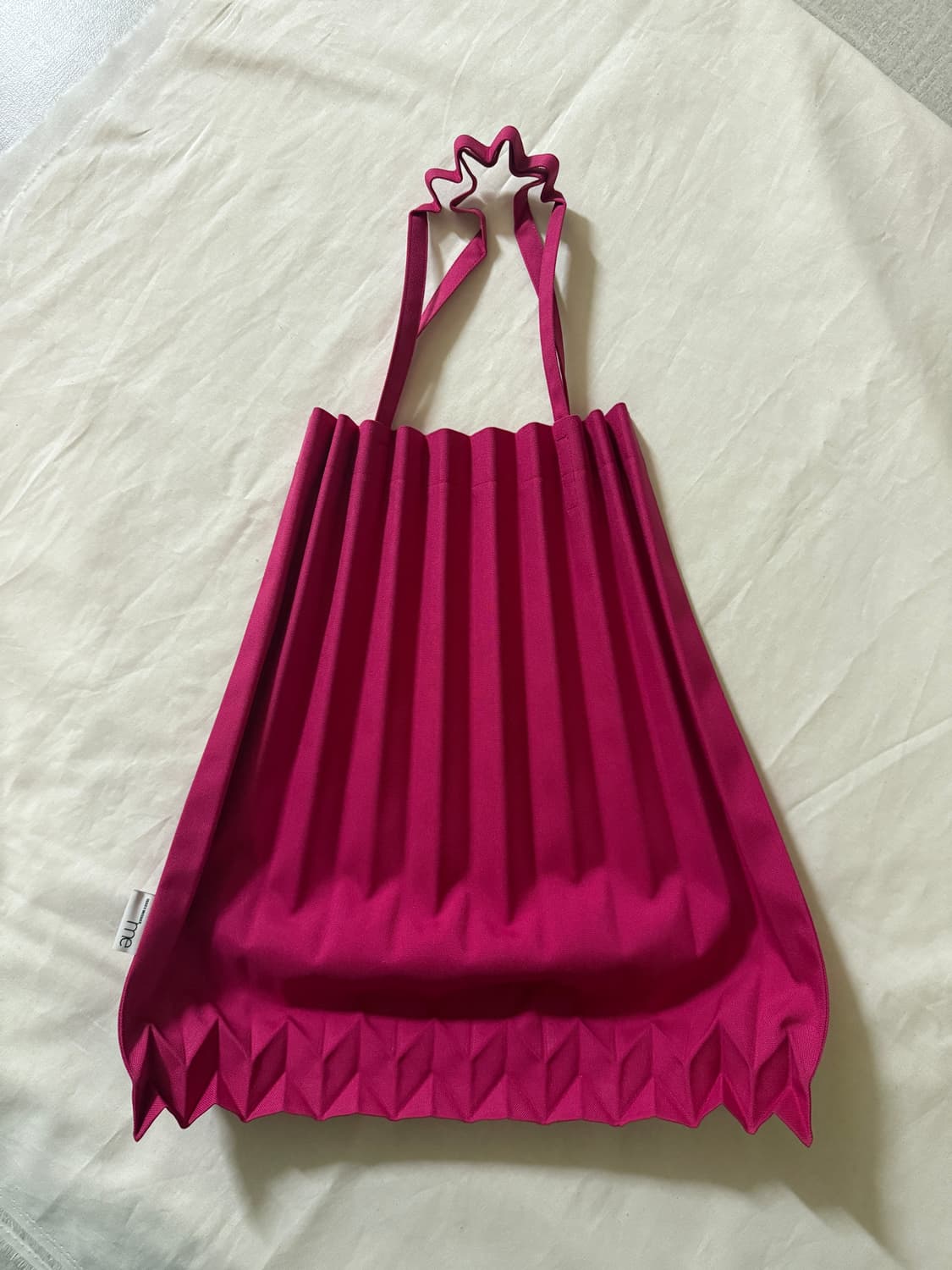 이세이 미야케 미 플리츠백 상품이미지1