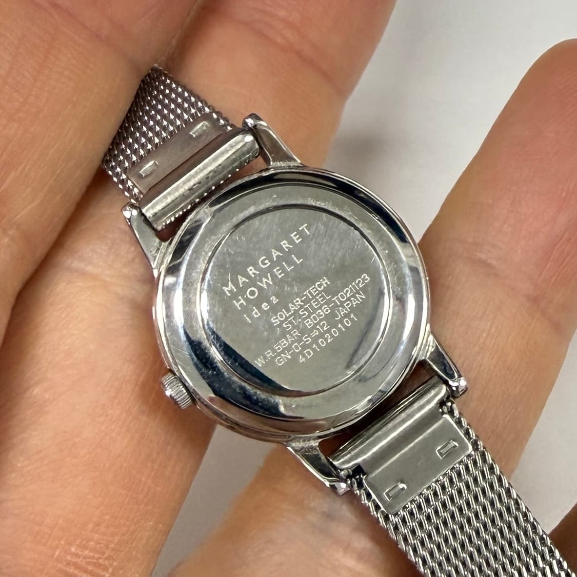 Margaret Howell solar tech watch 상품이미지6