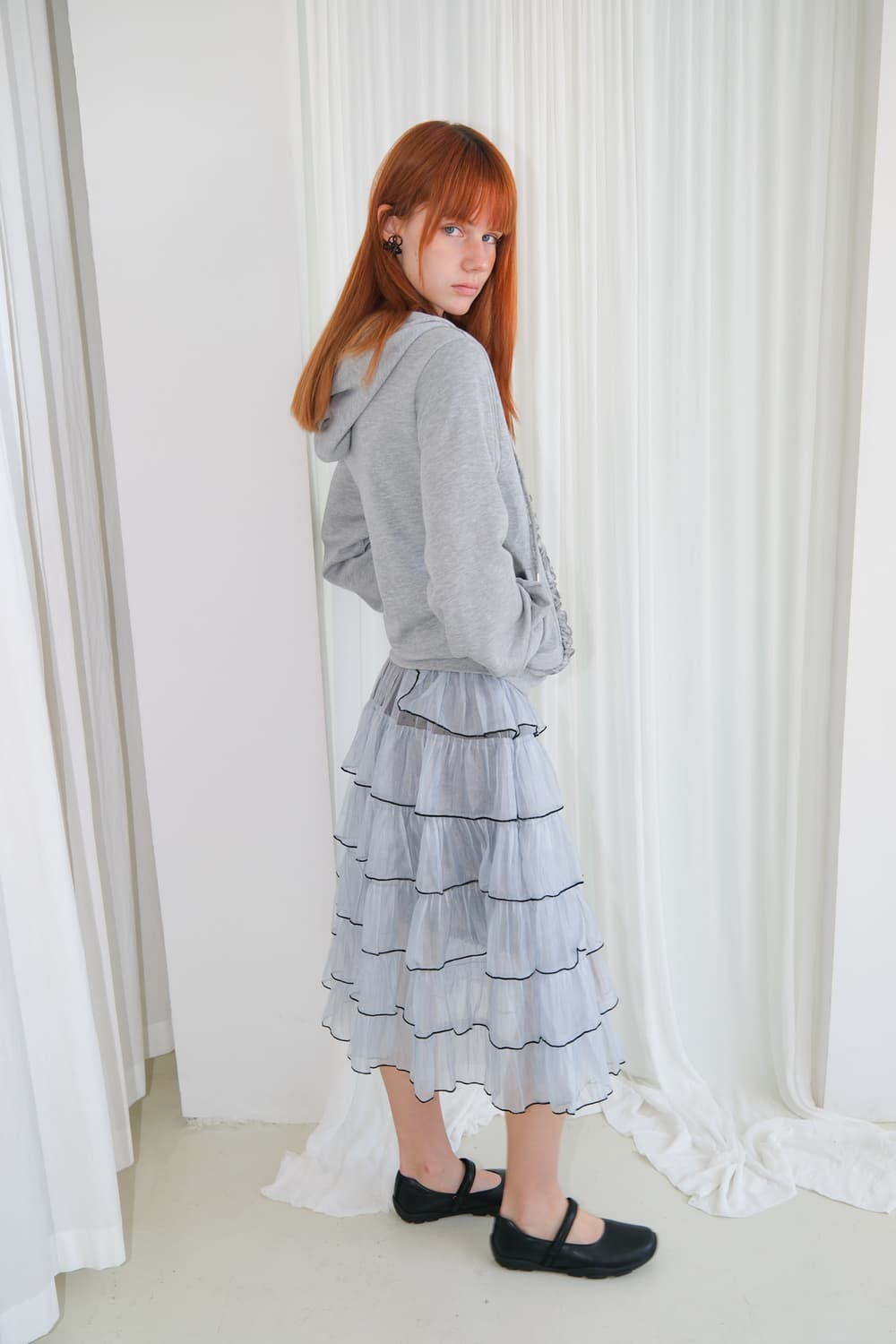 losesleepover 루즈슬립오버 프릴 후드 집업 상품이미지5