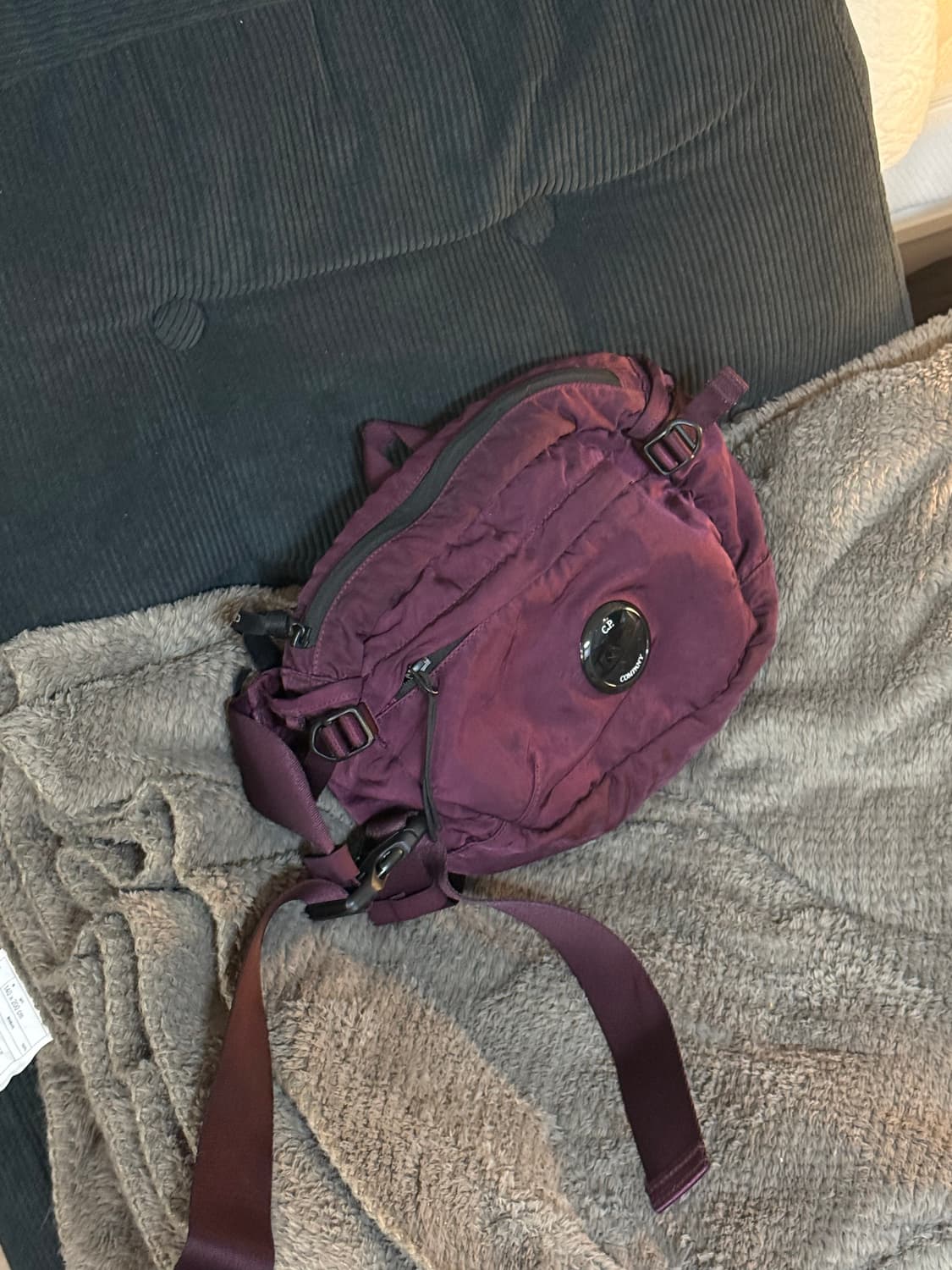 Cp컴퍼니 나일론 B 벨트백 버건디/와인  상품이미지3