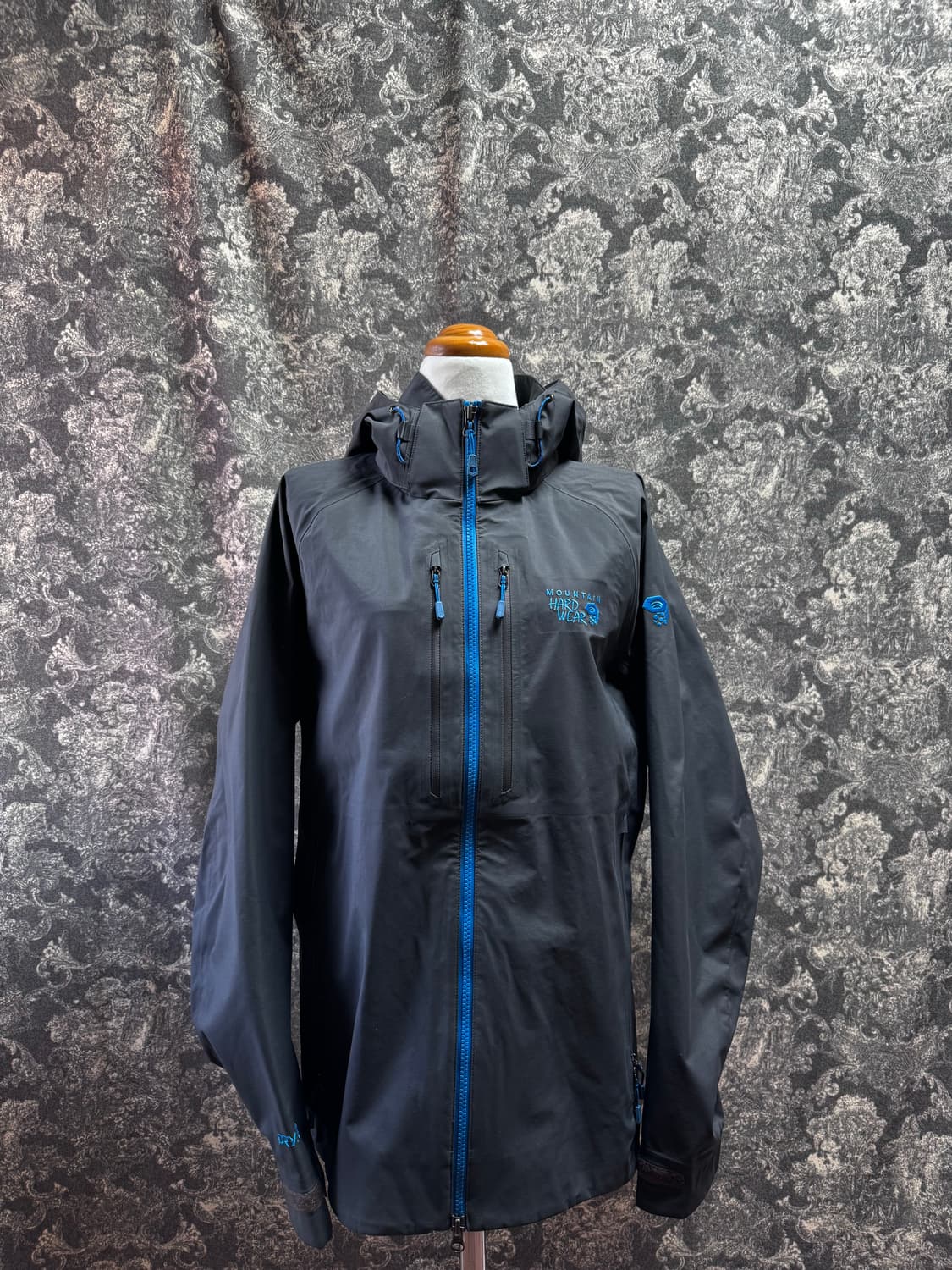 mountain hard wear 마운틴하드웨어 바람막이 상품이미지1