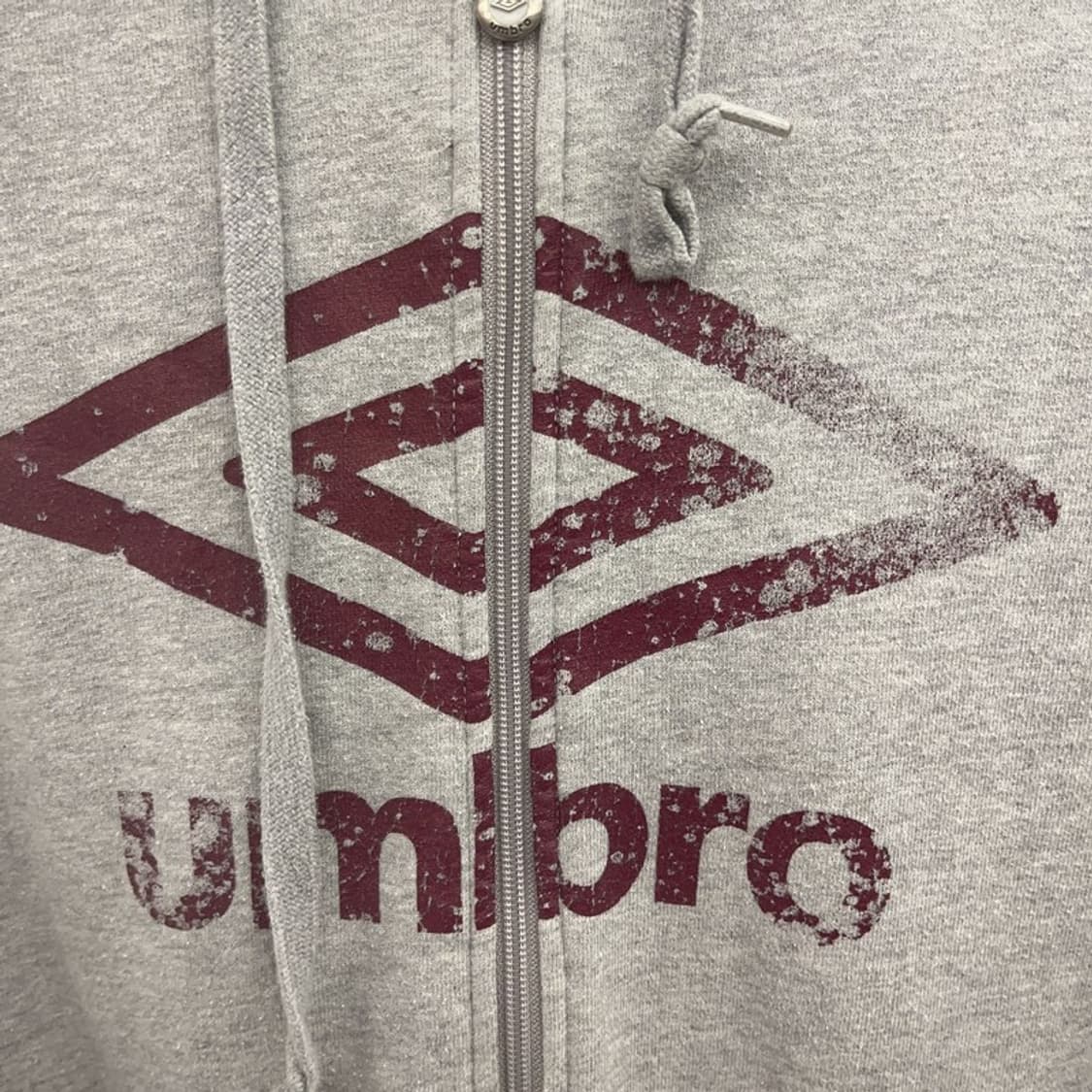 엄브로 올드스쿨 빈티지 에센셜 빅로고 후드 집업 L C07223 상품이미지9