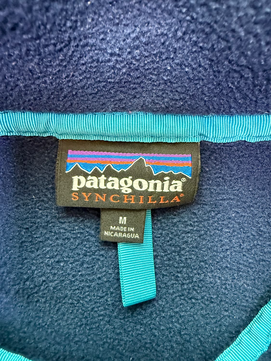 파타고니아 신칠라 클래식레드 m 상품이미지2