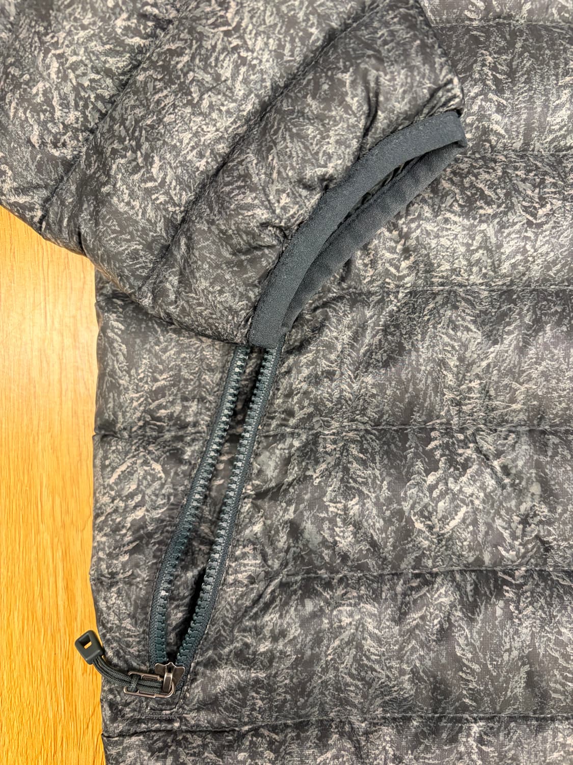 [M] 파타고니아 다운 경량 패딩 상품이미지3