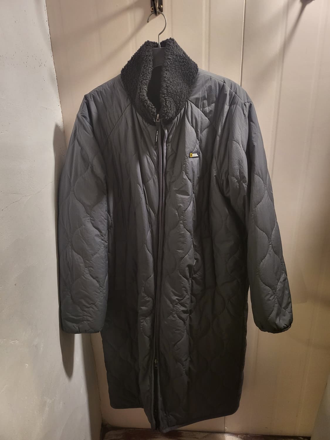 내셔널지오그래픽 뽀글이 양면 롱 코트 상품이미지4