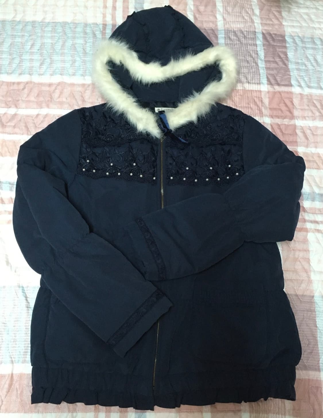 axesfemme 엑시즈팜 네이비 레이스 진주 리본 디테일 패딩 빈티지 상품이미지1