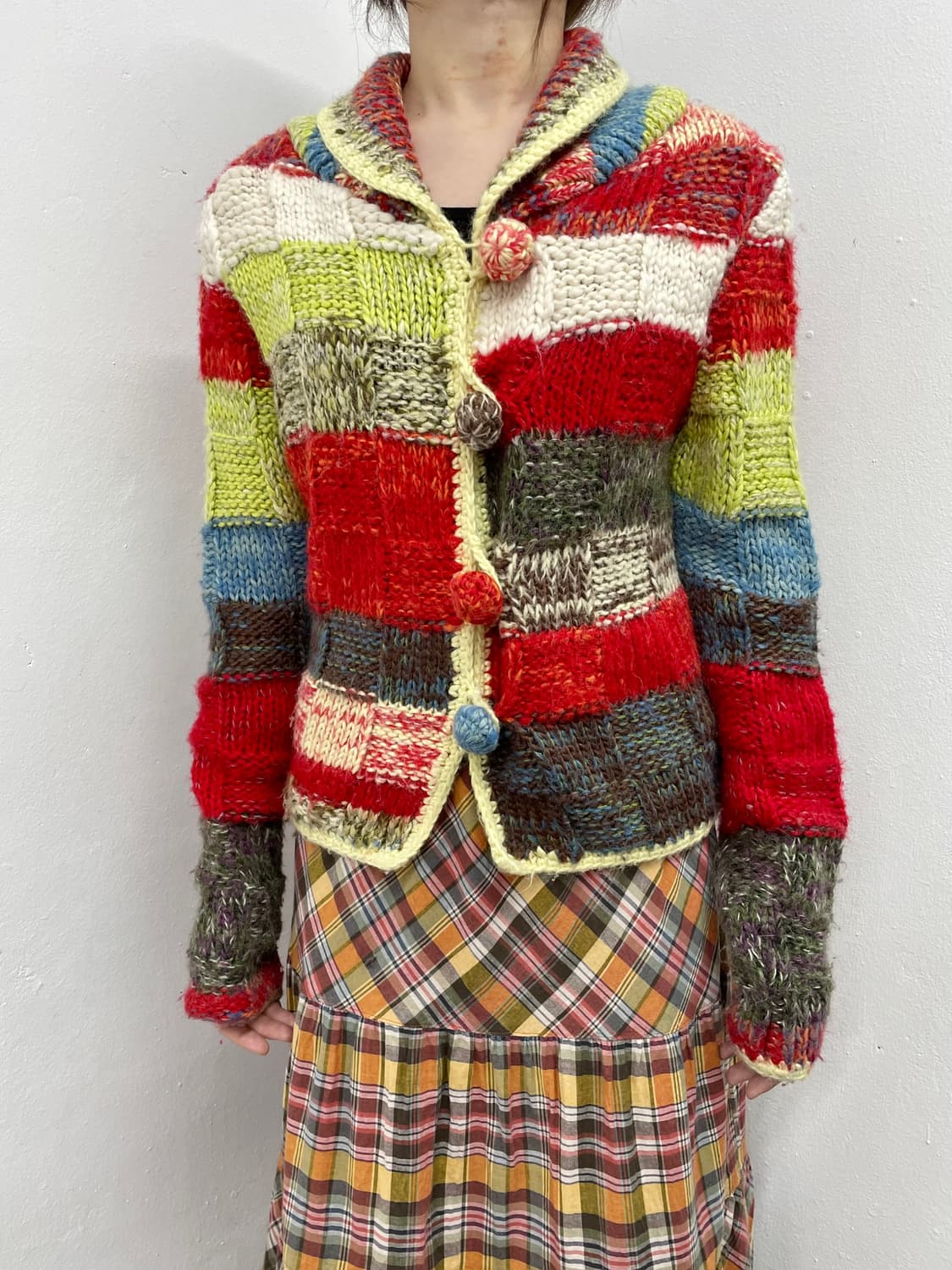 하구미 컬러 버튼 니트  상품이미지2