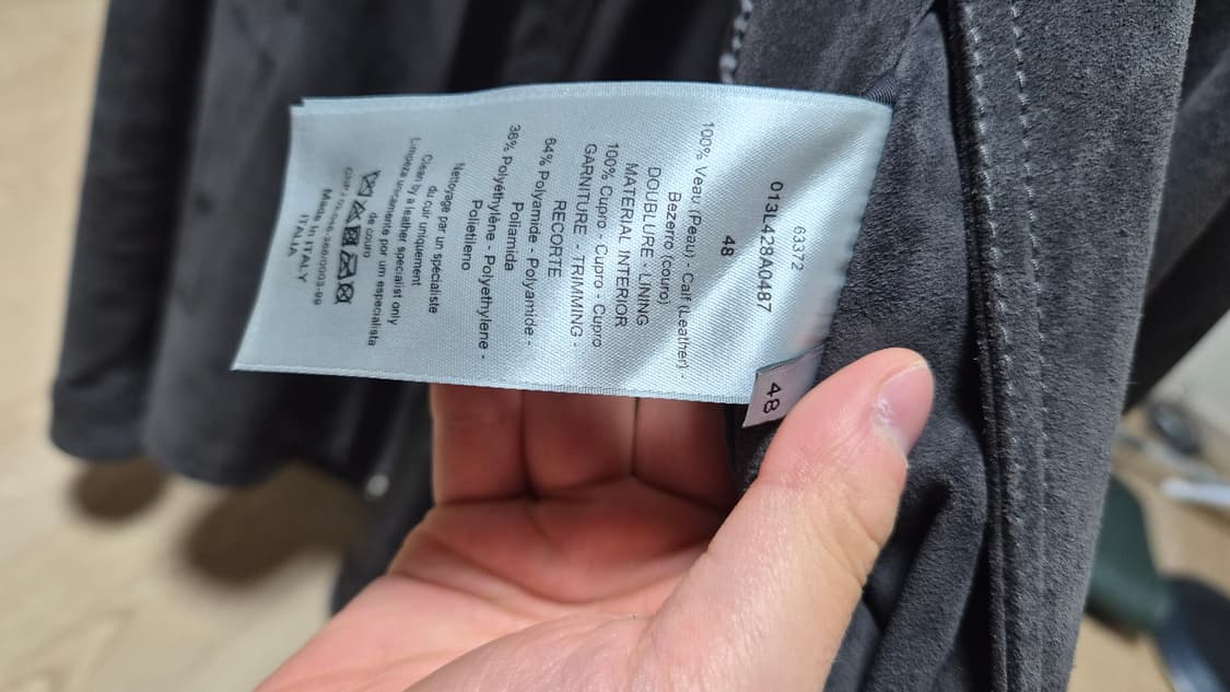 디올 아이콘 카프스킨 그레이 스웨이드 가죽 자켓 상품이미지6