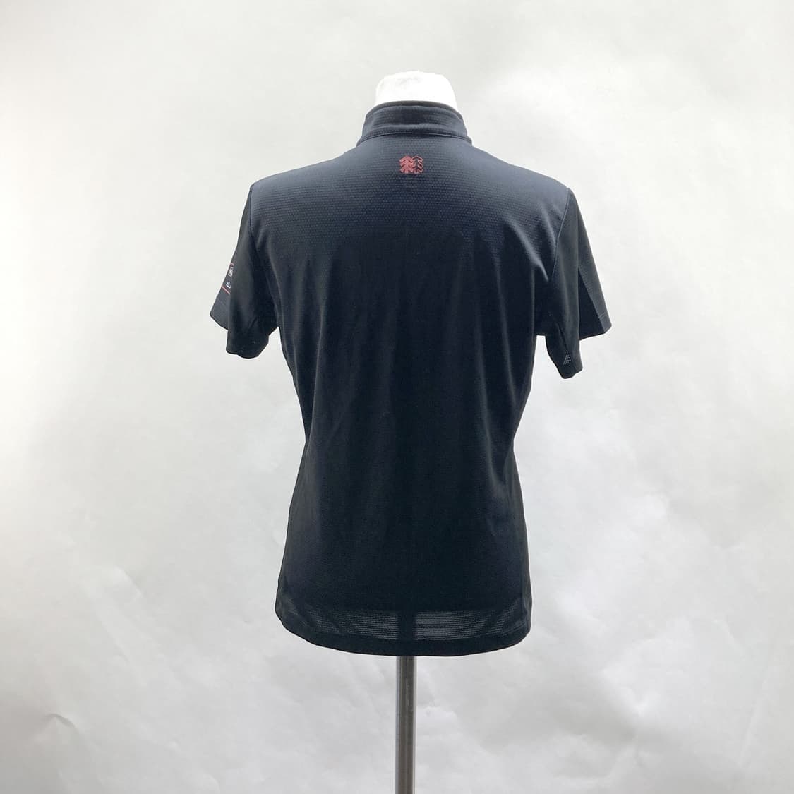 코오롱스포츠 여성반집업반팔티셔츠 블랙 90 상품이미지3