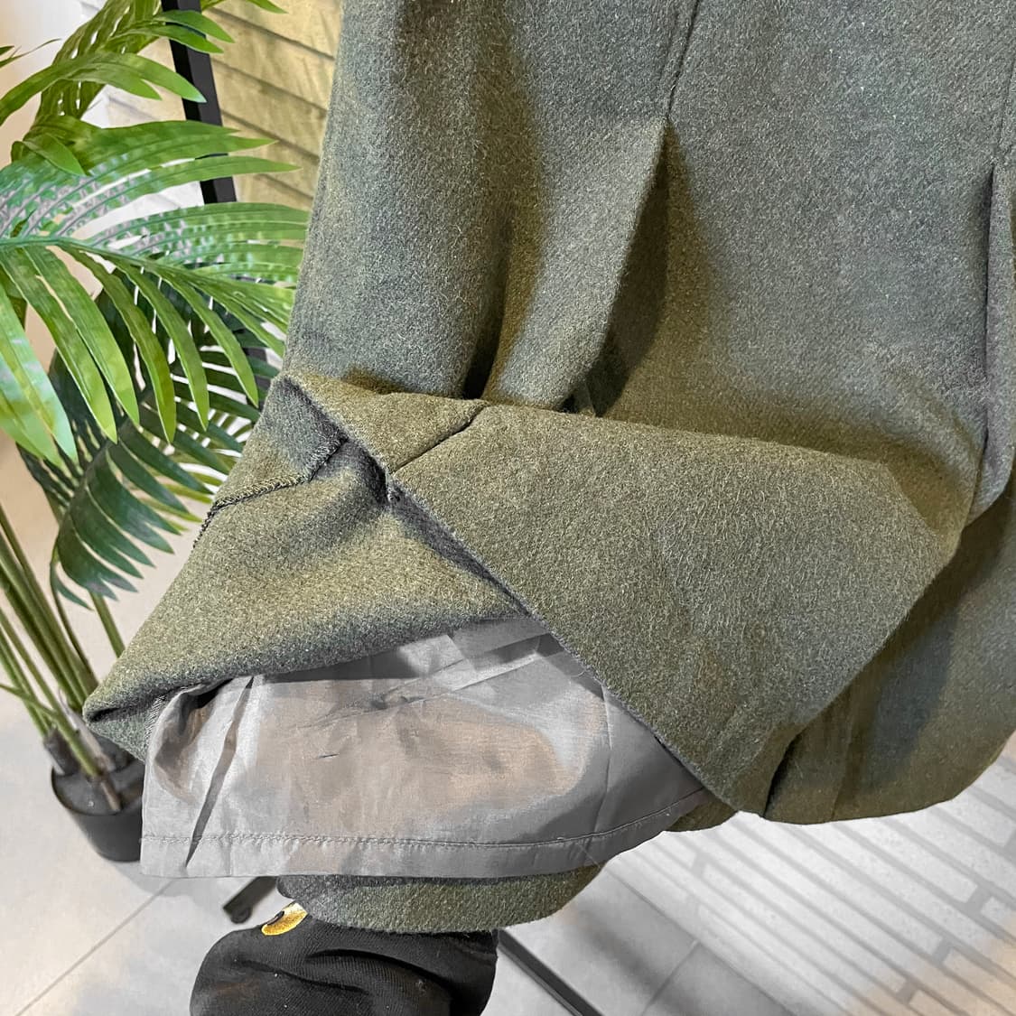 JPN VINTAGE 울 미디 스커트 핀턱 플레어 디테일 카키 상품이미지6