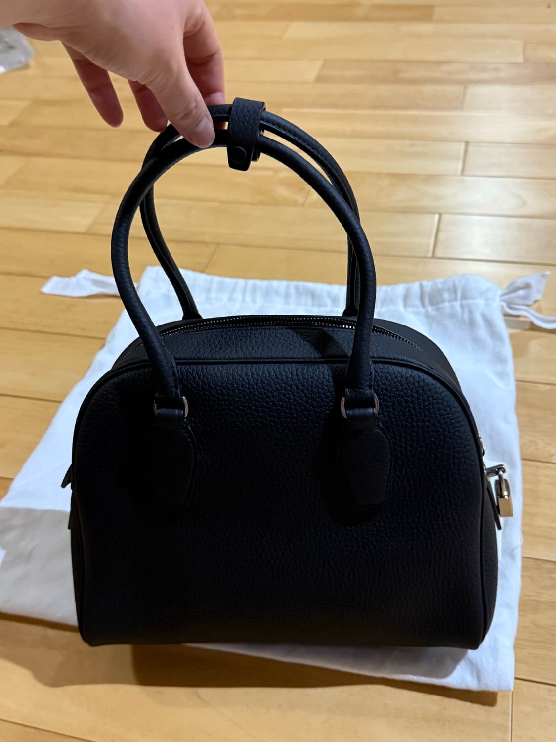 더로우 인디아 백 10 블랙 새상품  상품이미지4