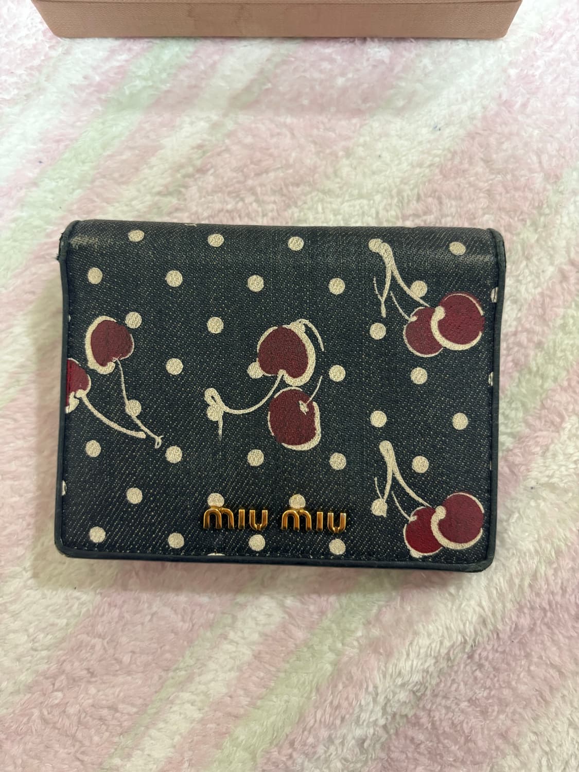 미우미우 데님 체리 반지갑  상품이미지2