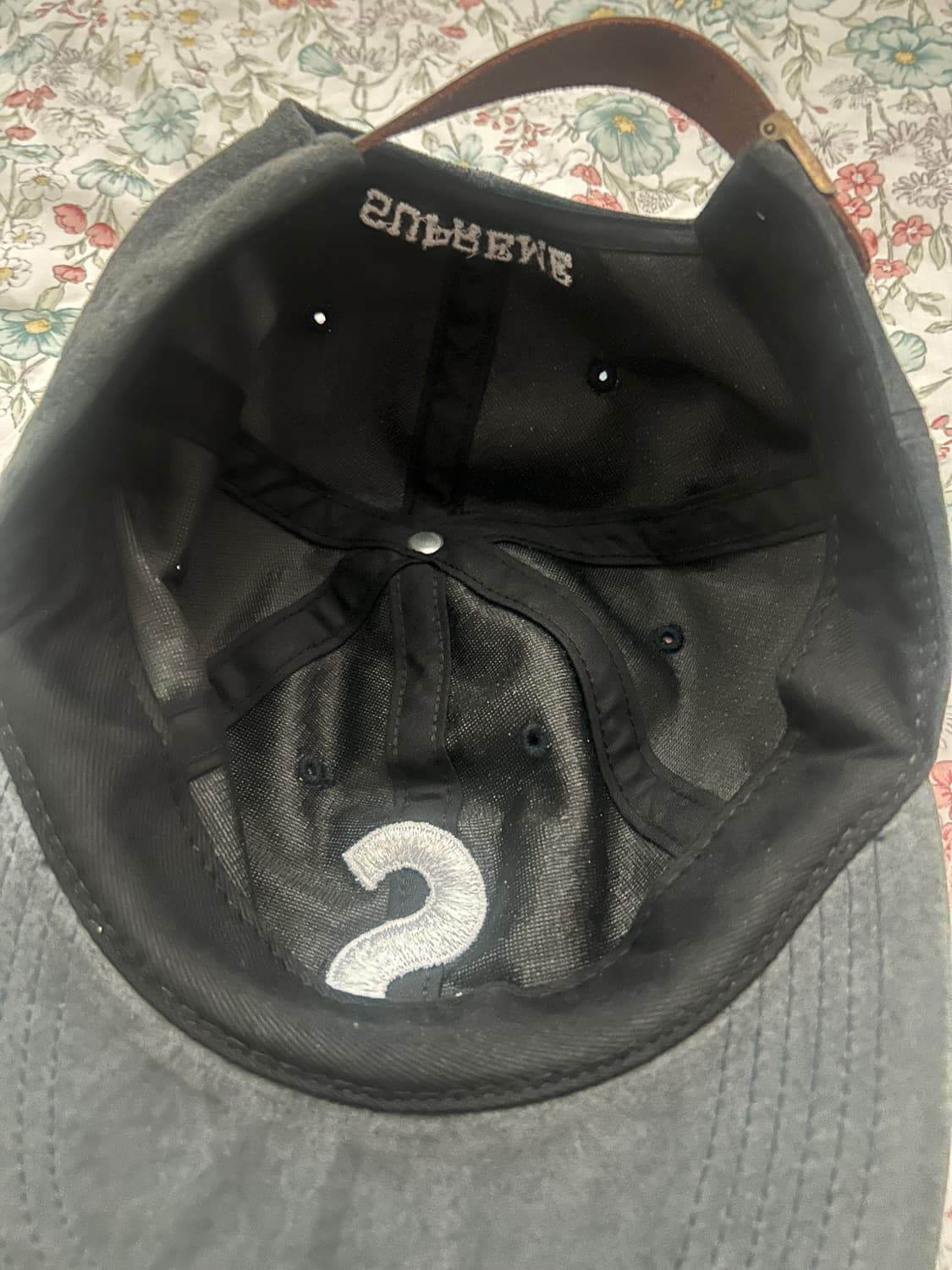 슈프림 스웨이드 재질 모자 상품이미지3