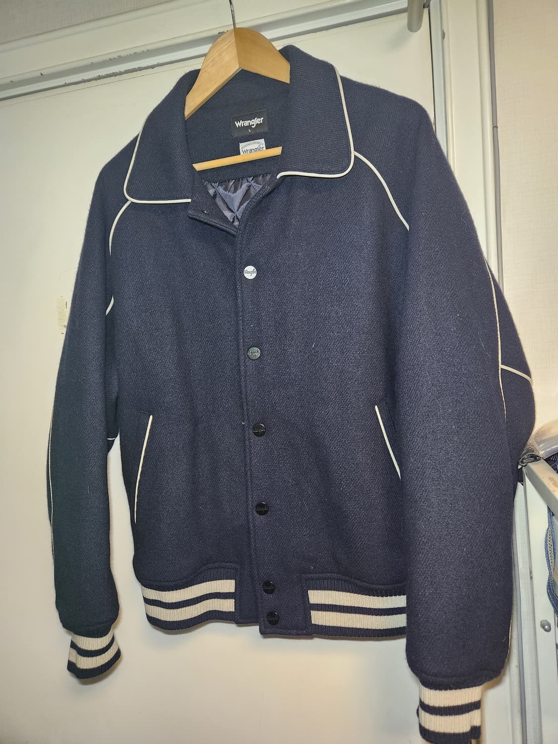 랭글러 바시티 자켓 L 상품이미지1