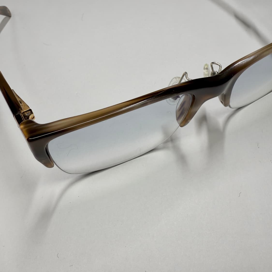 [희귀]샤넬 빈티지 안경 [샤넬(CHANEL) 샤프 클래식 하프림 안경] 상품이미지4