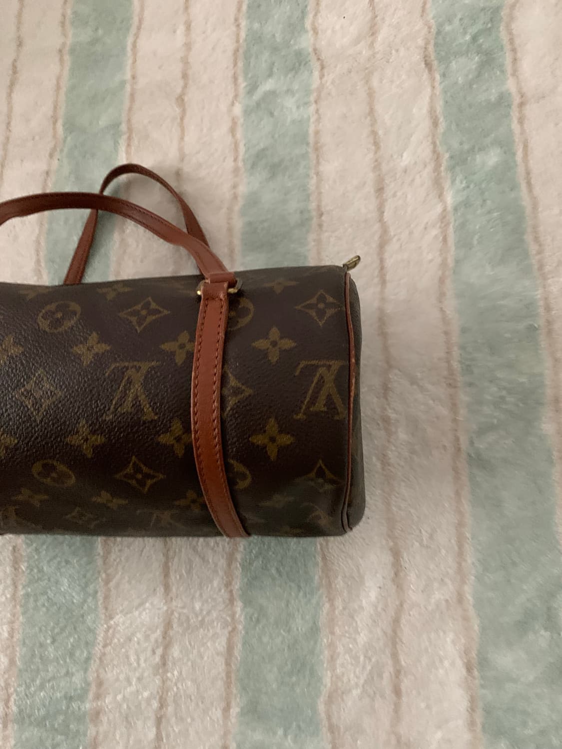 루이비통 빠삐용 26 정품 최저가 상품이미지5