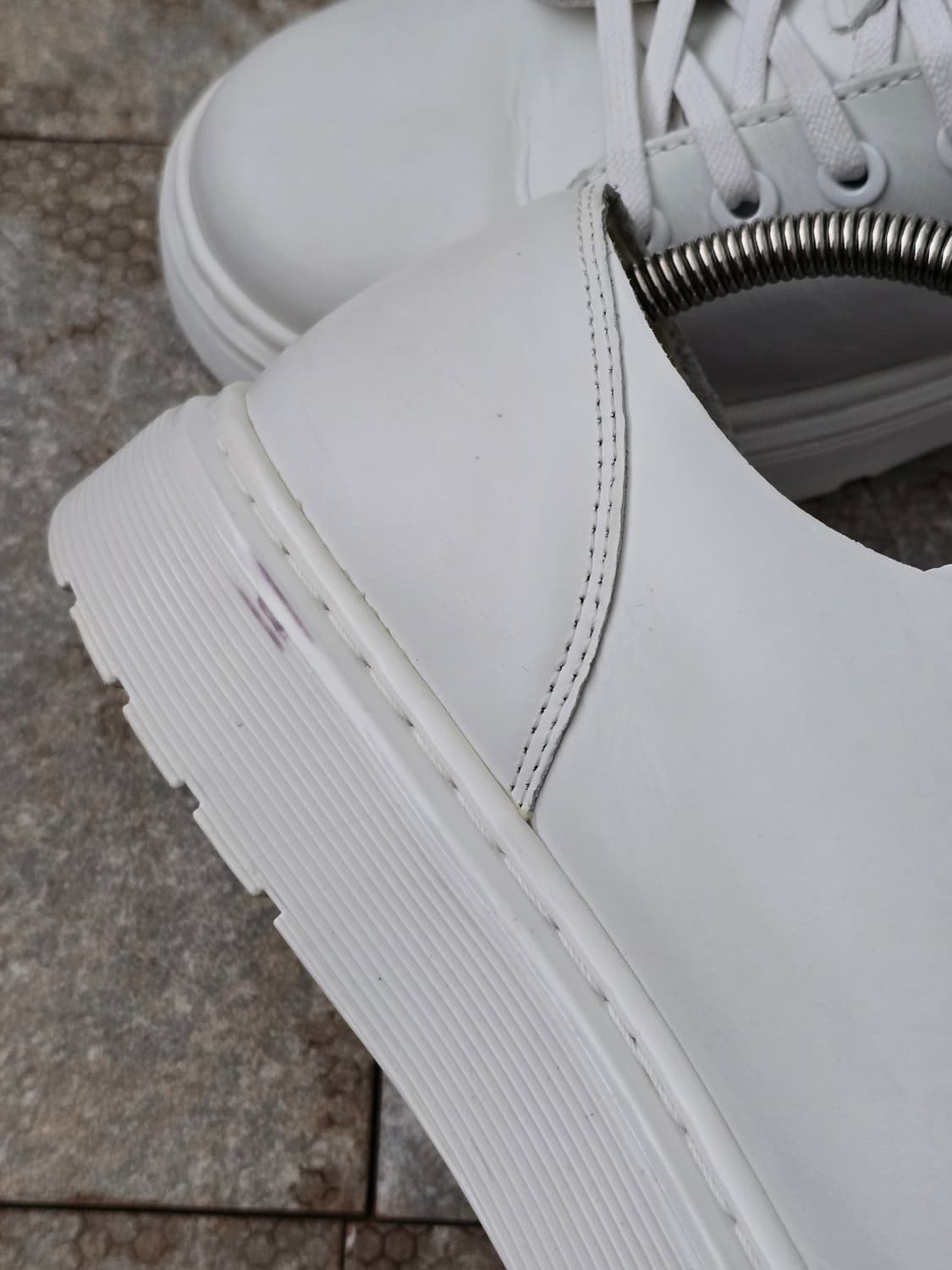 (270)닥터마틴 단테 화이트 상품이미지5