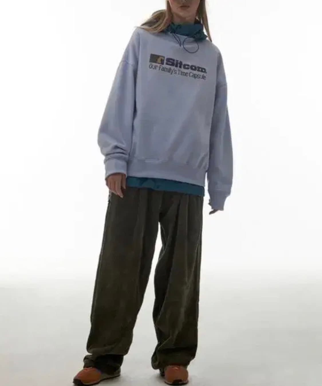 테켓 맨투맨 타임캡슐 스웻셔츠 라이트블루 M 상품이미지2