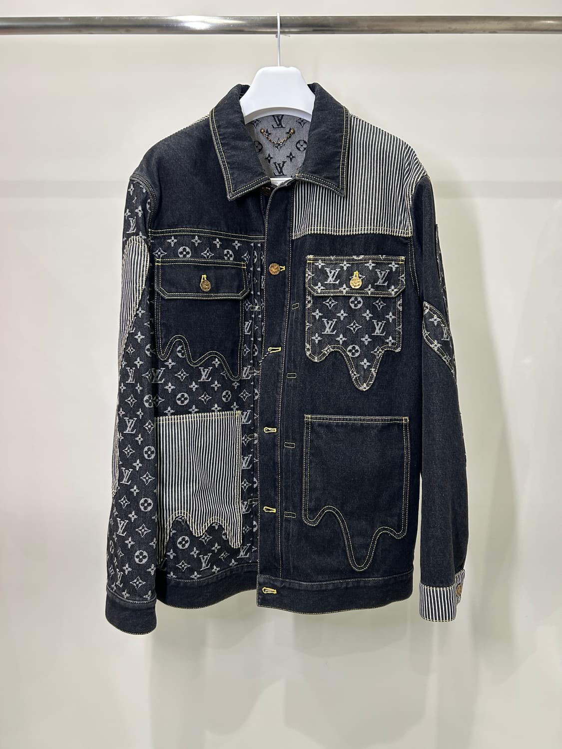 [정품/중고] 루이비통x니고 크레이지 데님 자켓 상품이미지1
