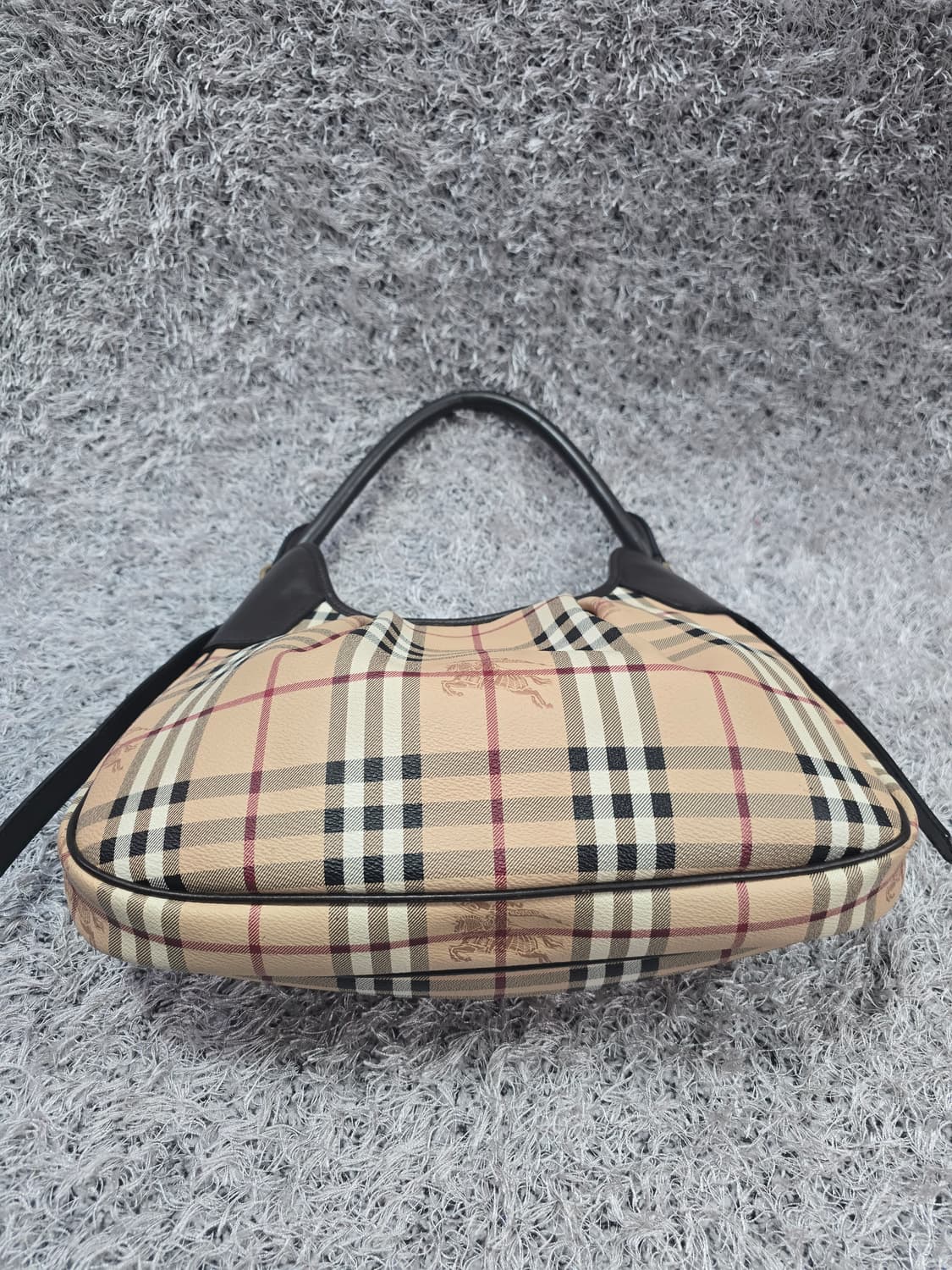 버버리 노바 체크 숄더백 상품이미지2