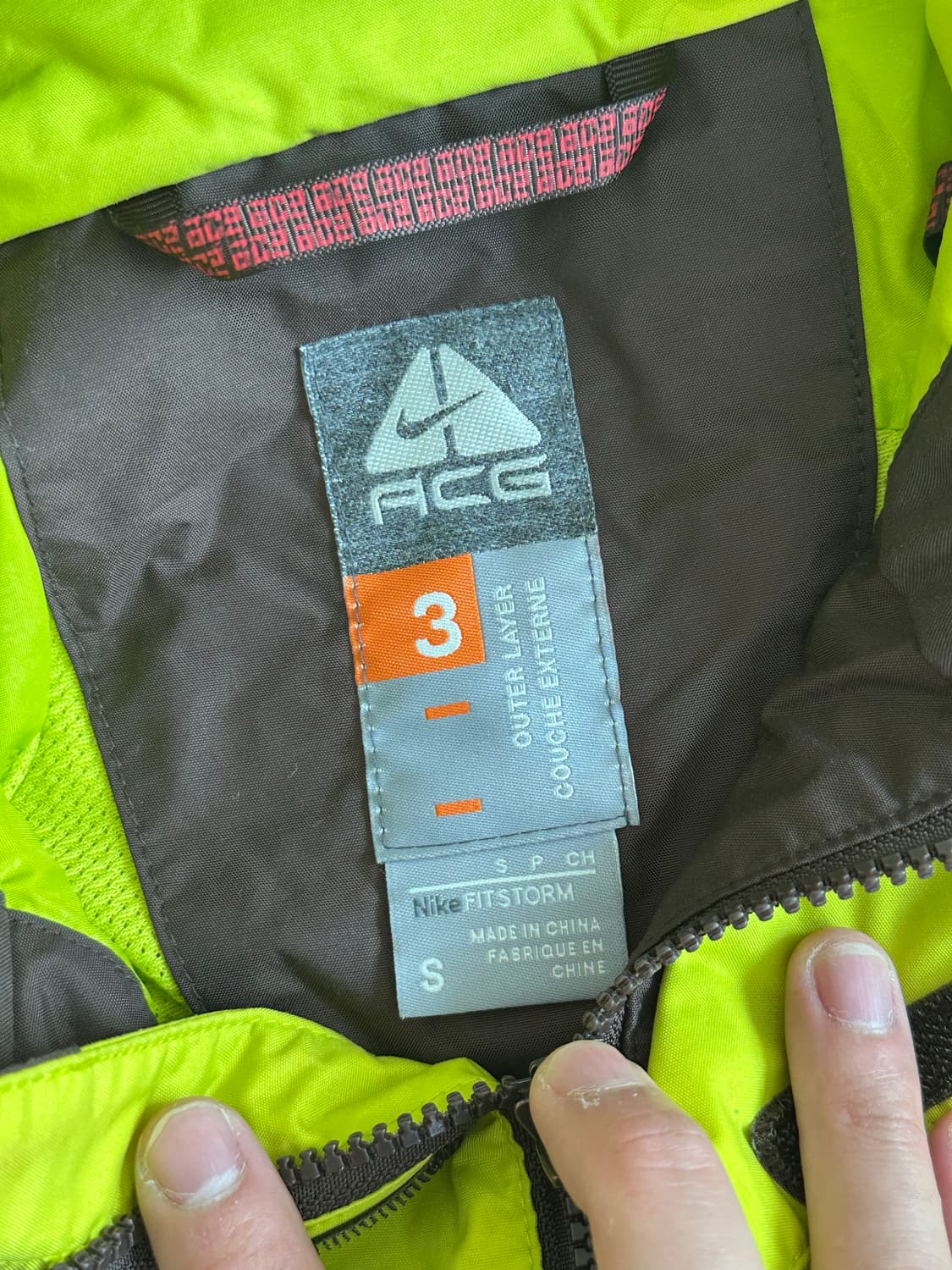 나이키 ACG 바람막이 상품이미지4