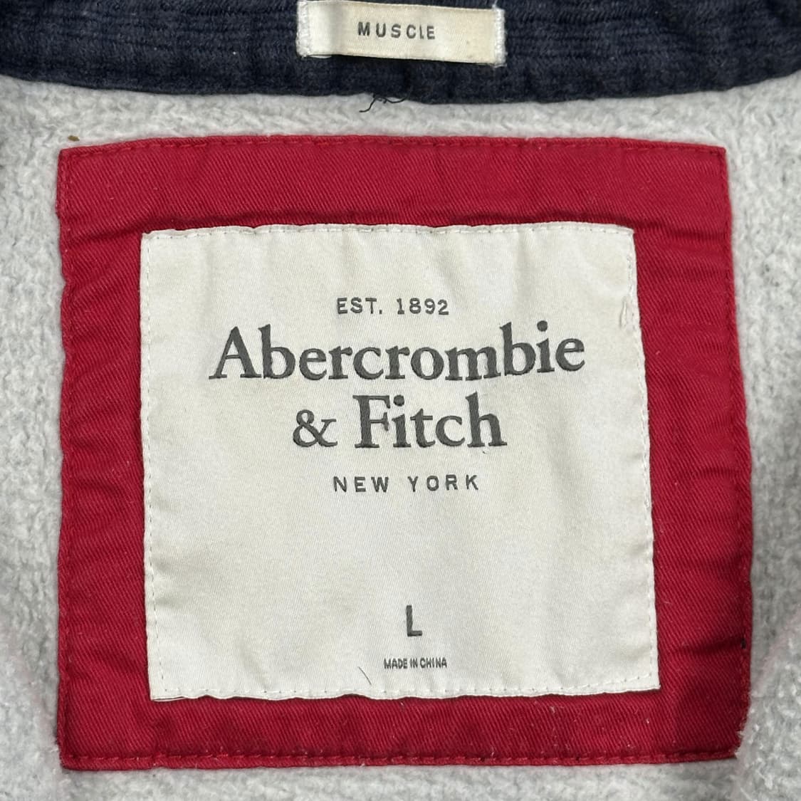 아베크롬비 피치 뉴욕 다크차콜 후드집업 (L 여성추천) 상품이미지5