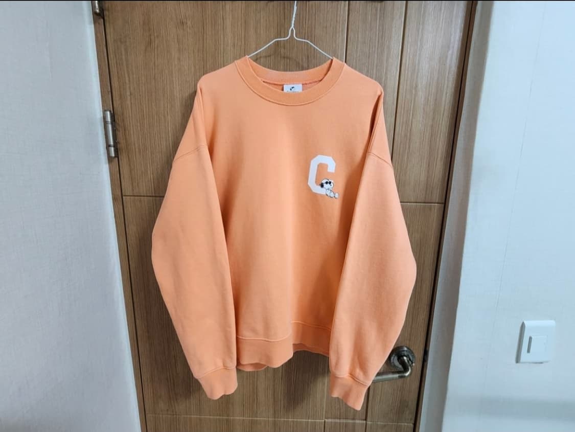 (L)커버낫 스누피 콜라보 맨투맨  상품이미지1