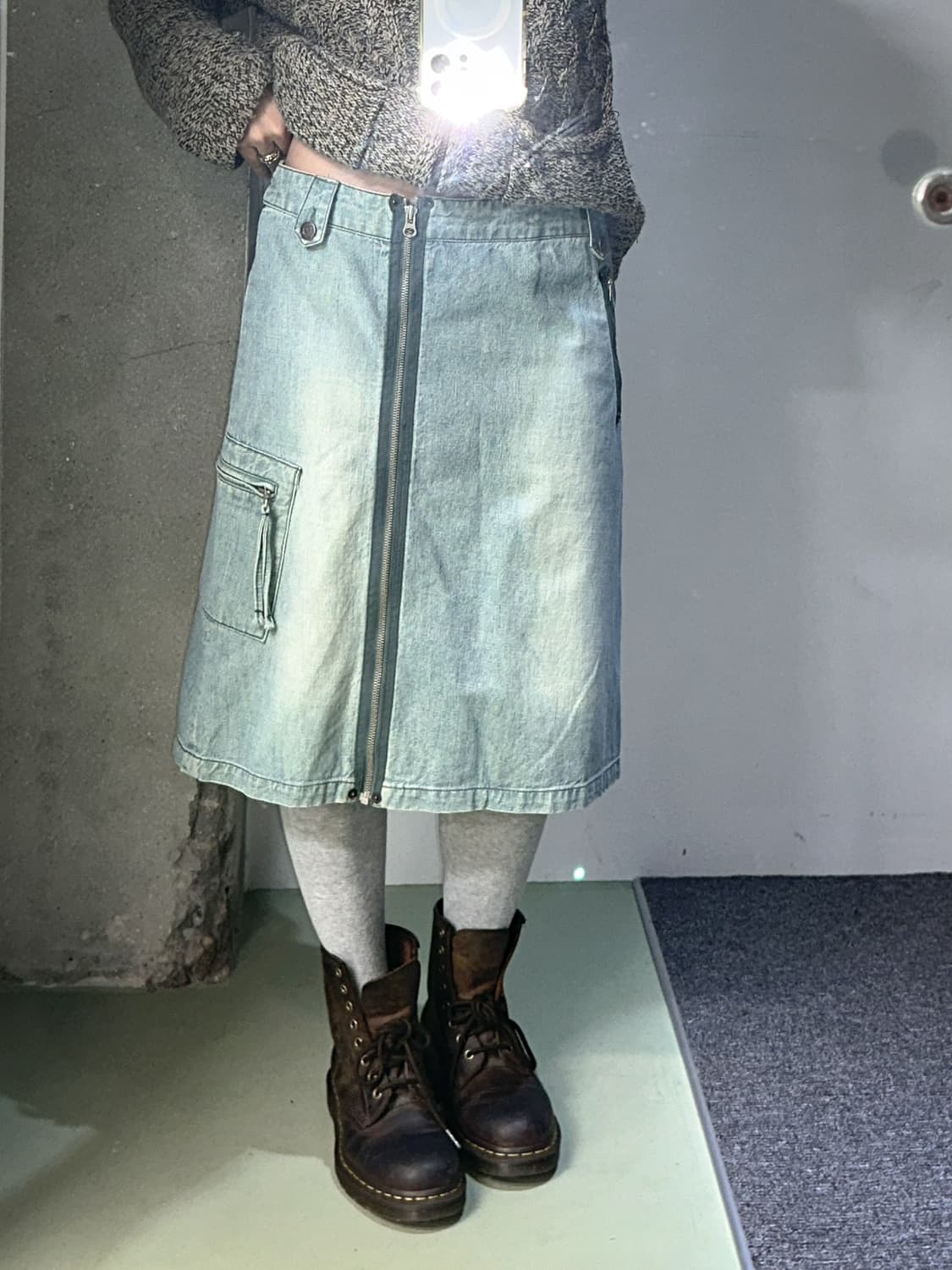 light denim side zip midi skirt 상품이미지3