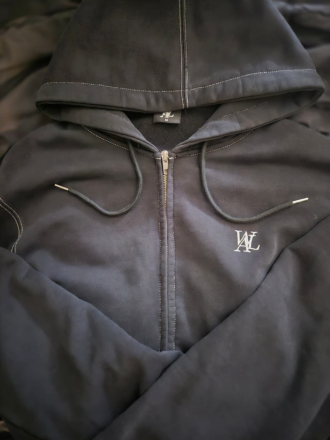 우알롱 블랙 빈티지 스티치 후드집업 상품이미지1