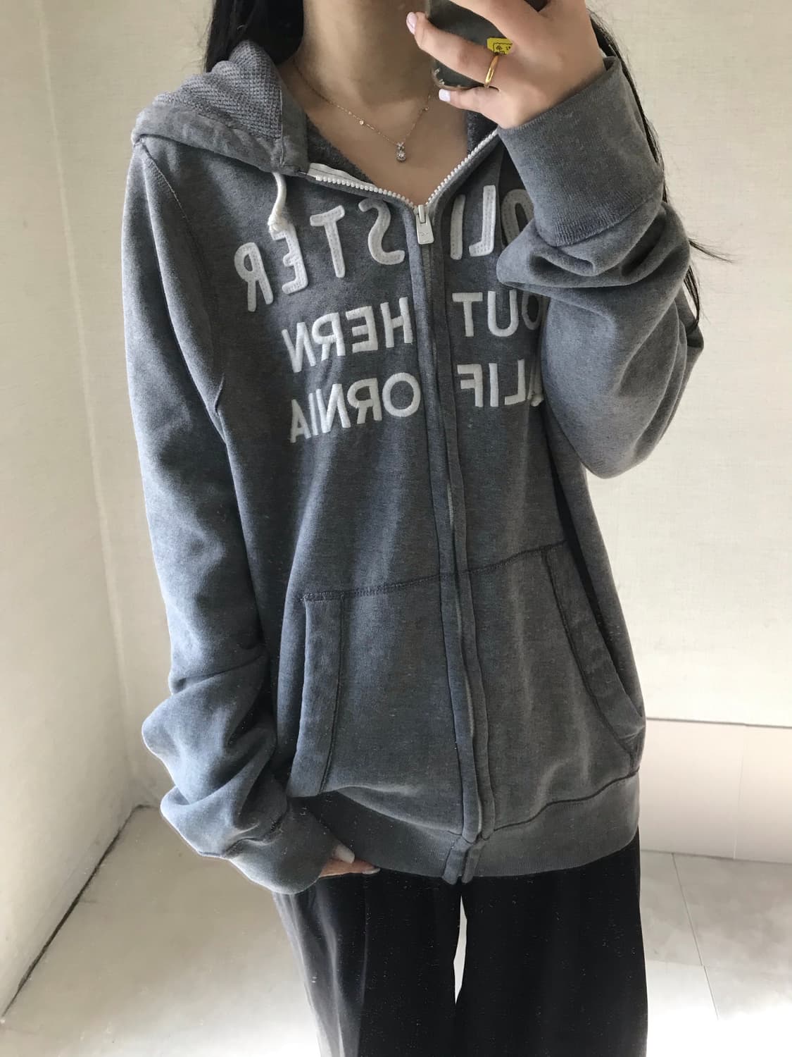 홀리스터 그레이 오버핏 후드집업 상품이미지3