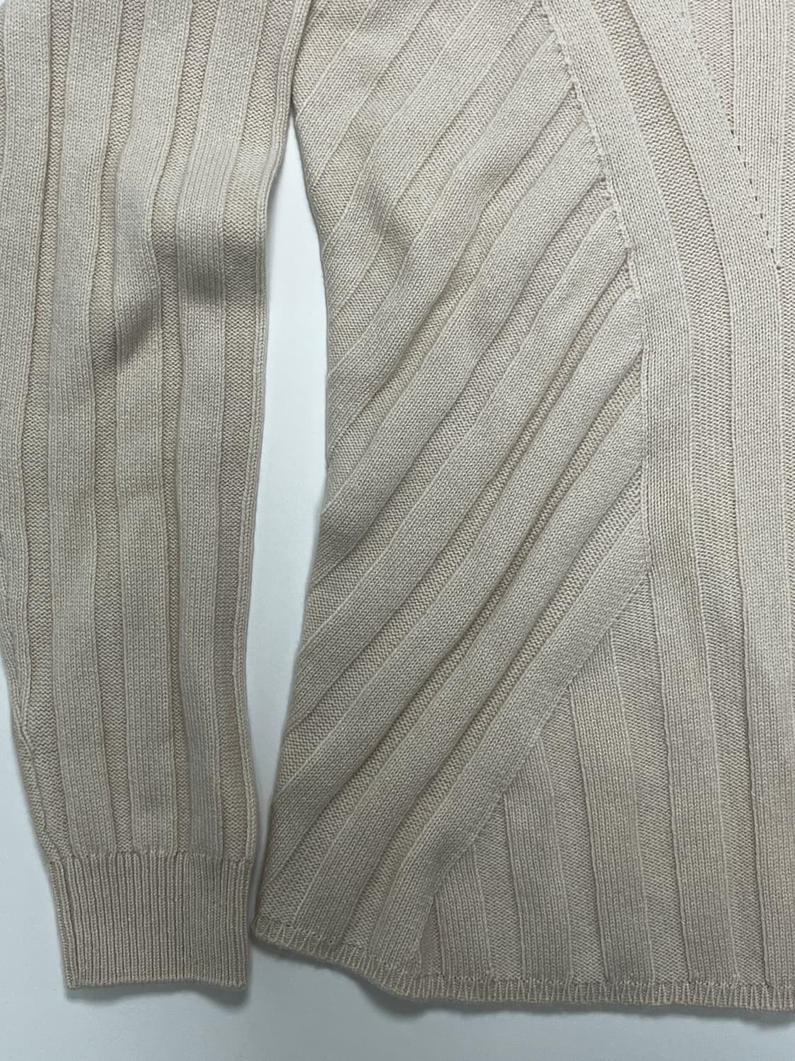 로로피아나 베이비캐시미어 100% 니트 (새상품) 상품이미지4