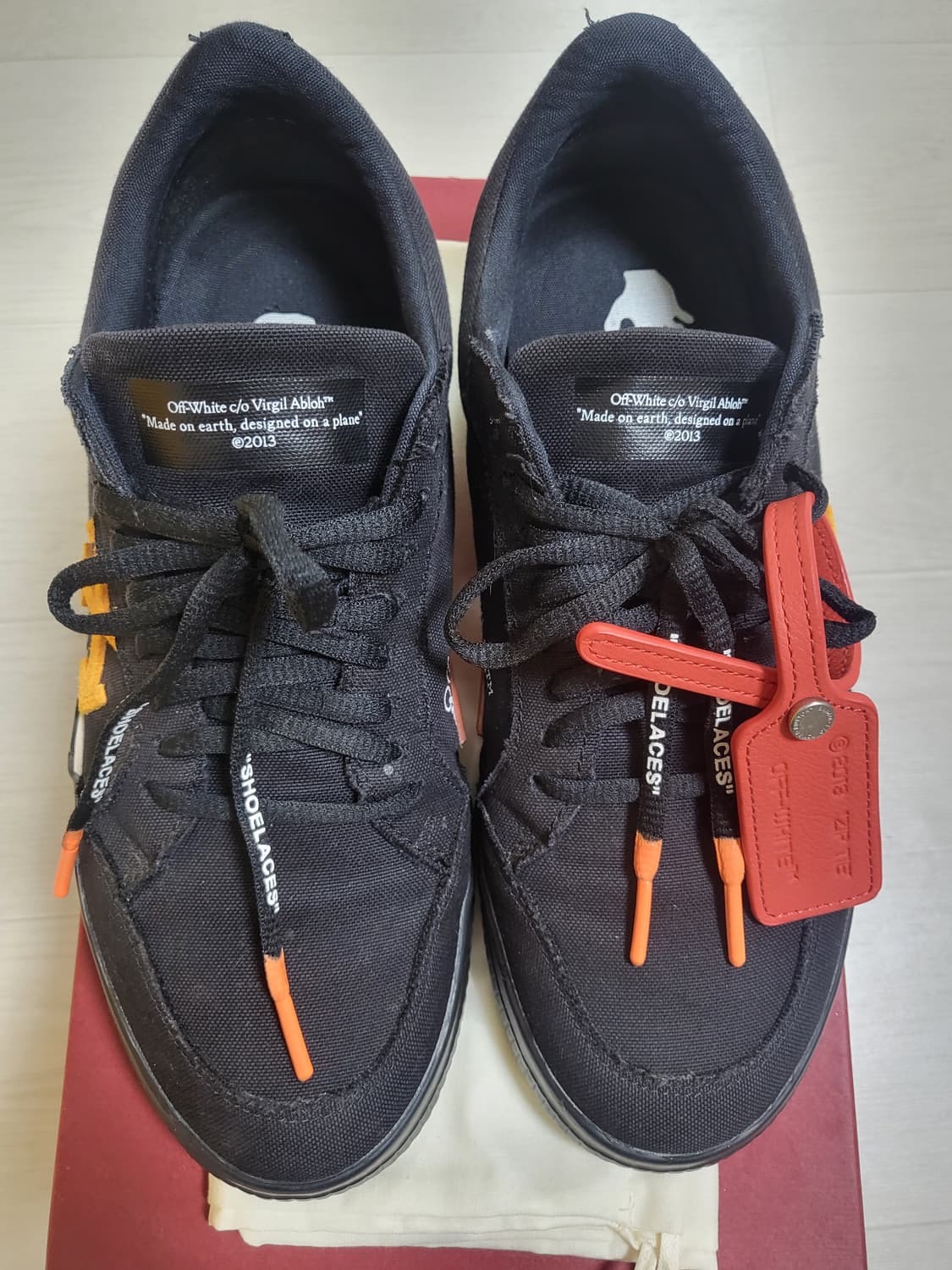 오프화이트 블랙 스니커즈 41 상품이미지1