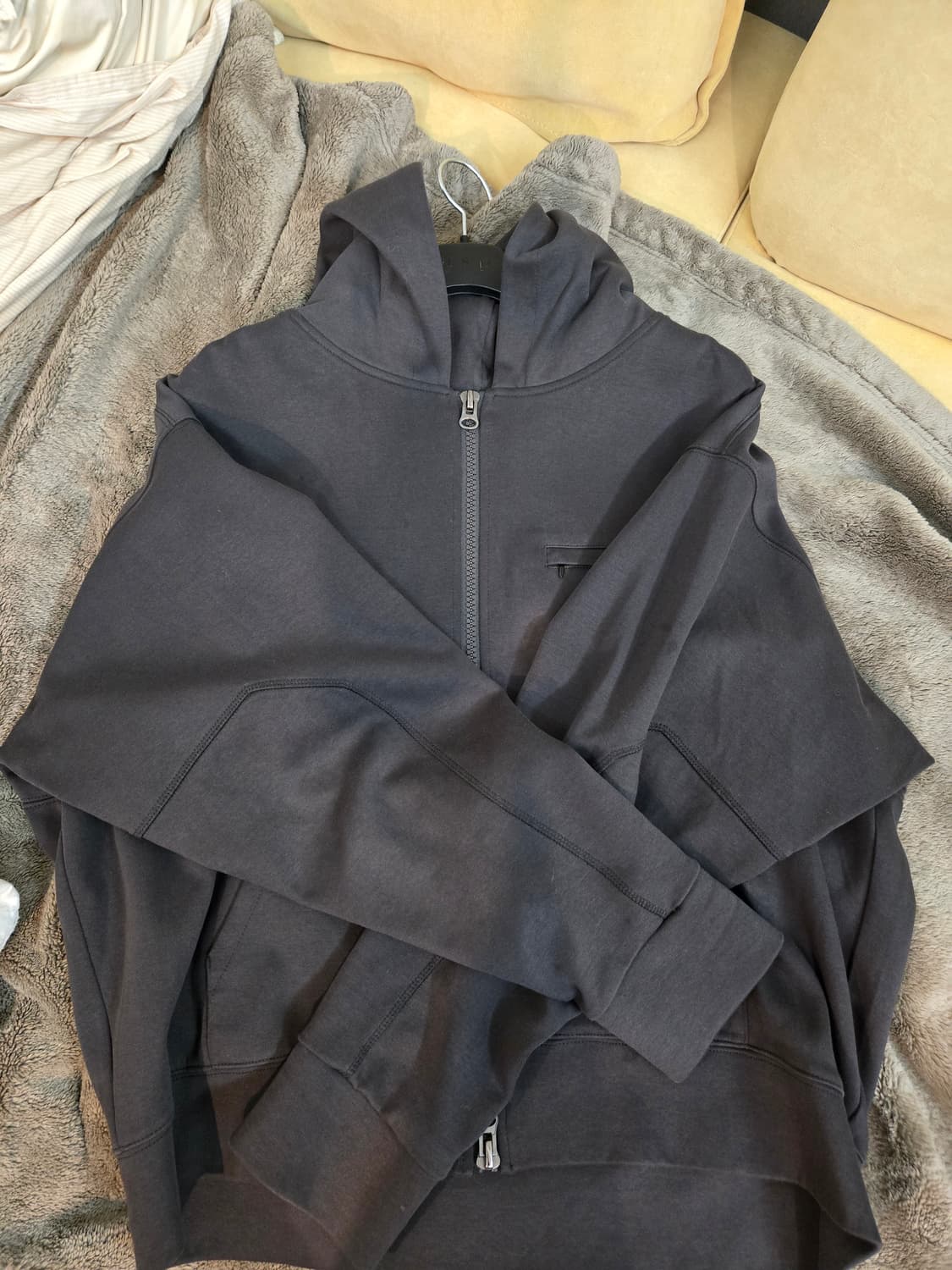 비긴 202 각종 후드집업 및 가디건 상품이미지2