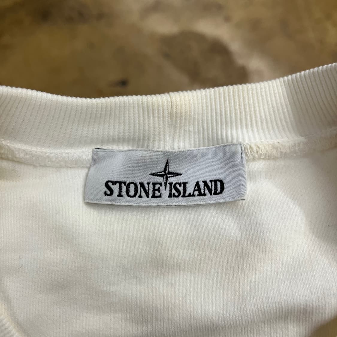 [정품/XL] 스톤아일랜드 화이트 와펜 맨투맨 b17 상품이미지5