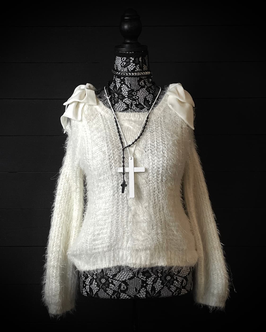 CECIL McBEE 세실맥비 아이보리 화이트 오프숄더 니트 롱슬리브 상품이미지2