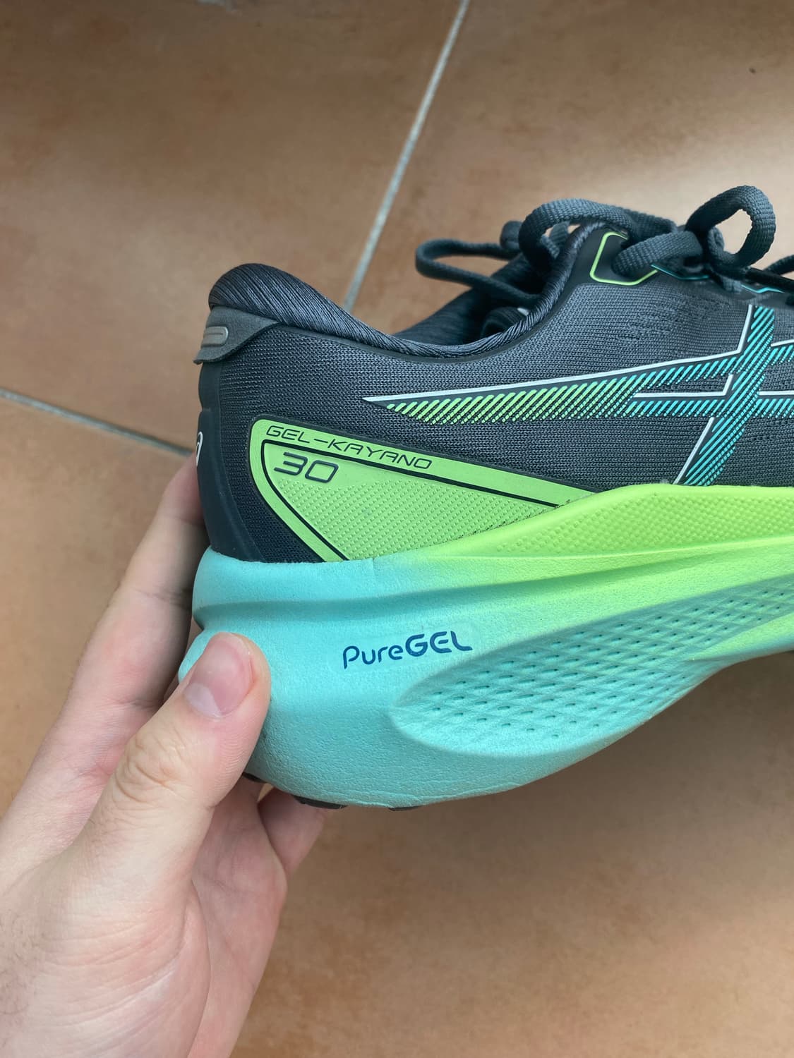 아식스 젤카야노30 2E 290 상품이미지6