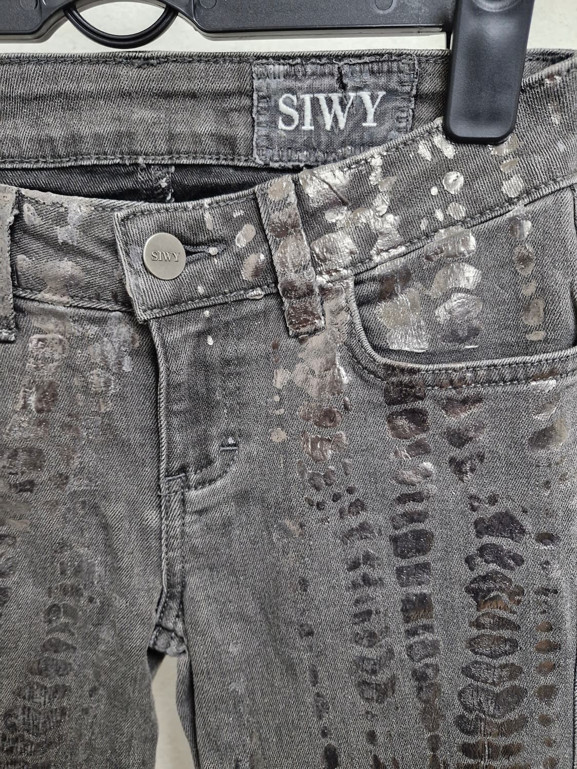 [23] SIWY 씨위 실버코팅 스키니 데님진 상품이미지2