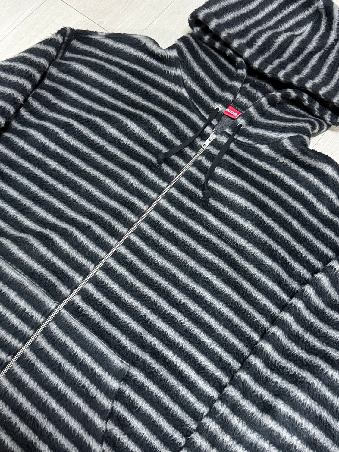 [XL]슈프림 브러쉬드 후드집업 23FW 상품이미지2