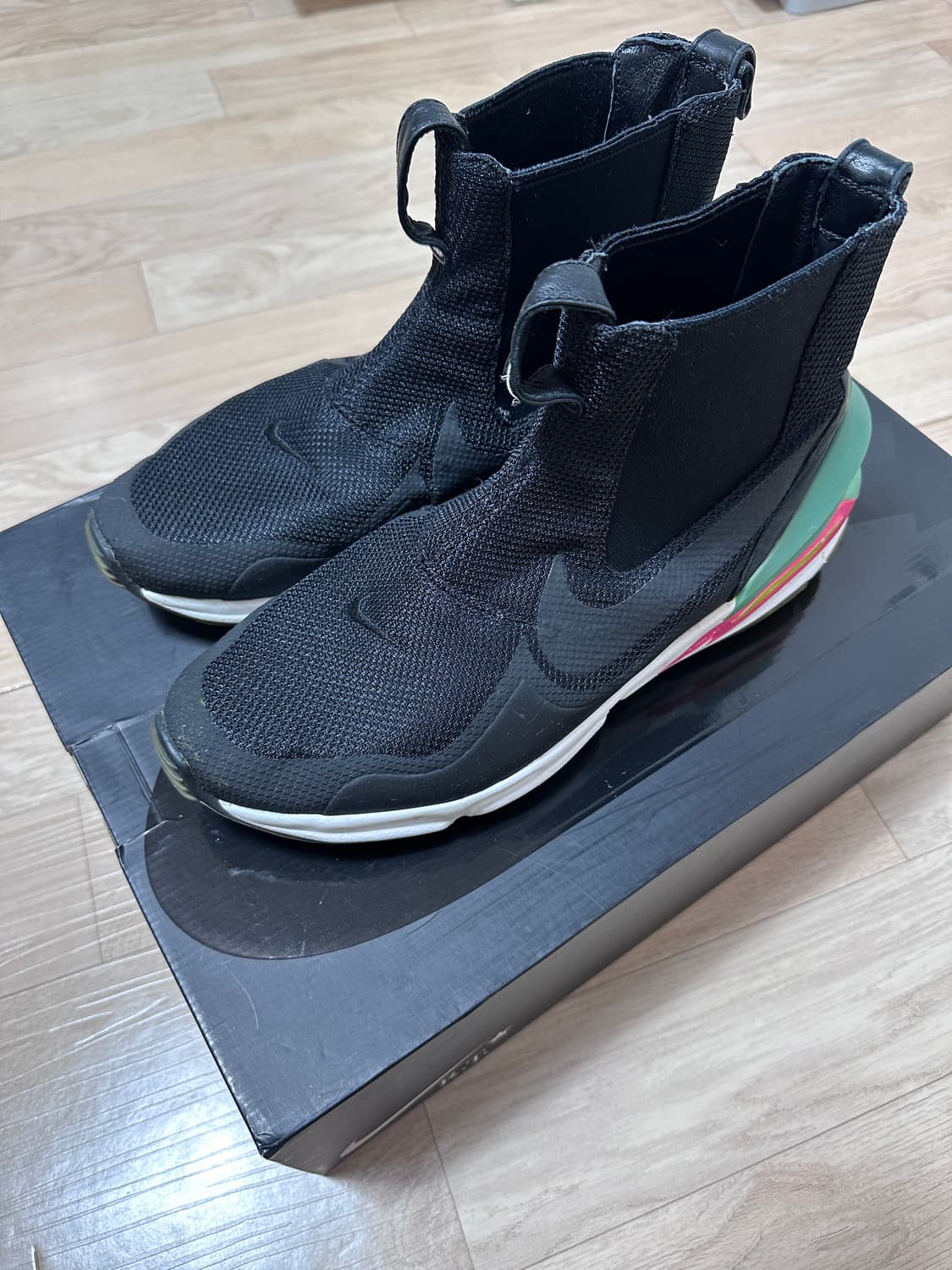 [285]나이키 x 리카르도 티시 에어줌 레전드 상품이미지2