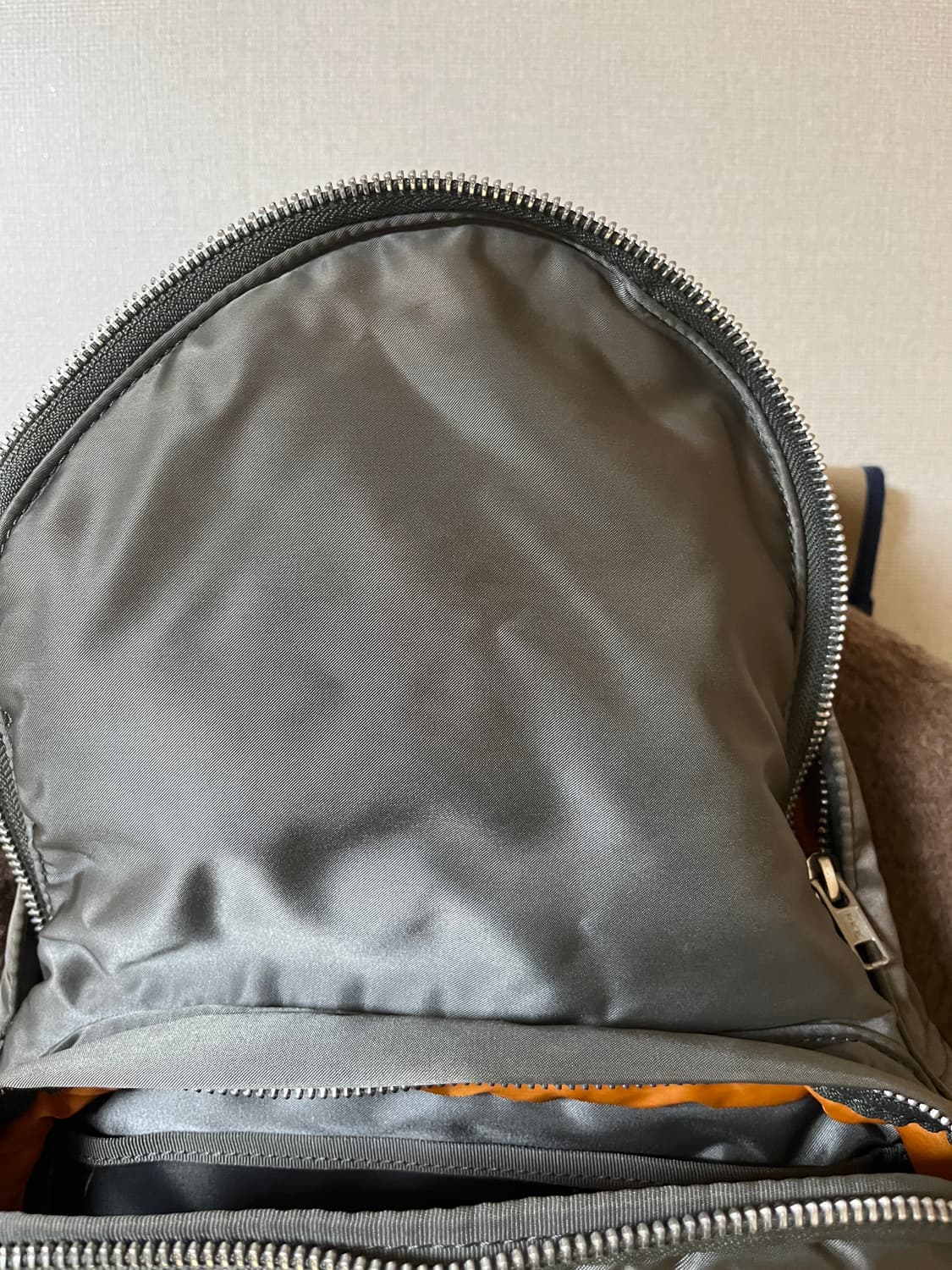 포터 탱커 데이팩 s 실버그레이 상품이미지2