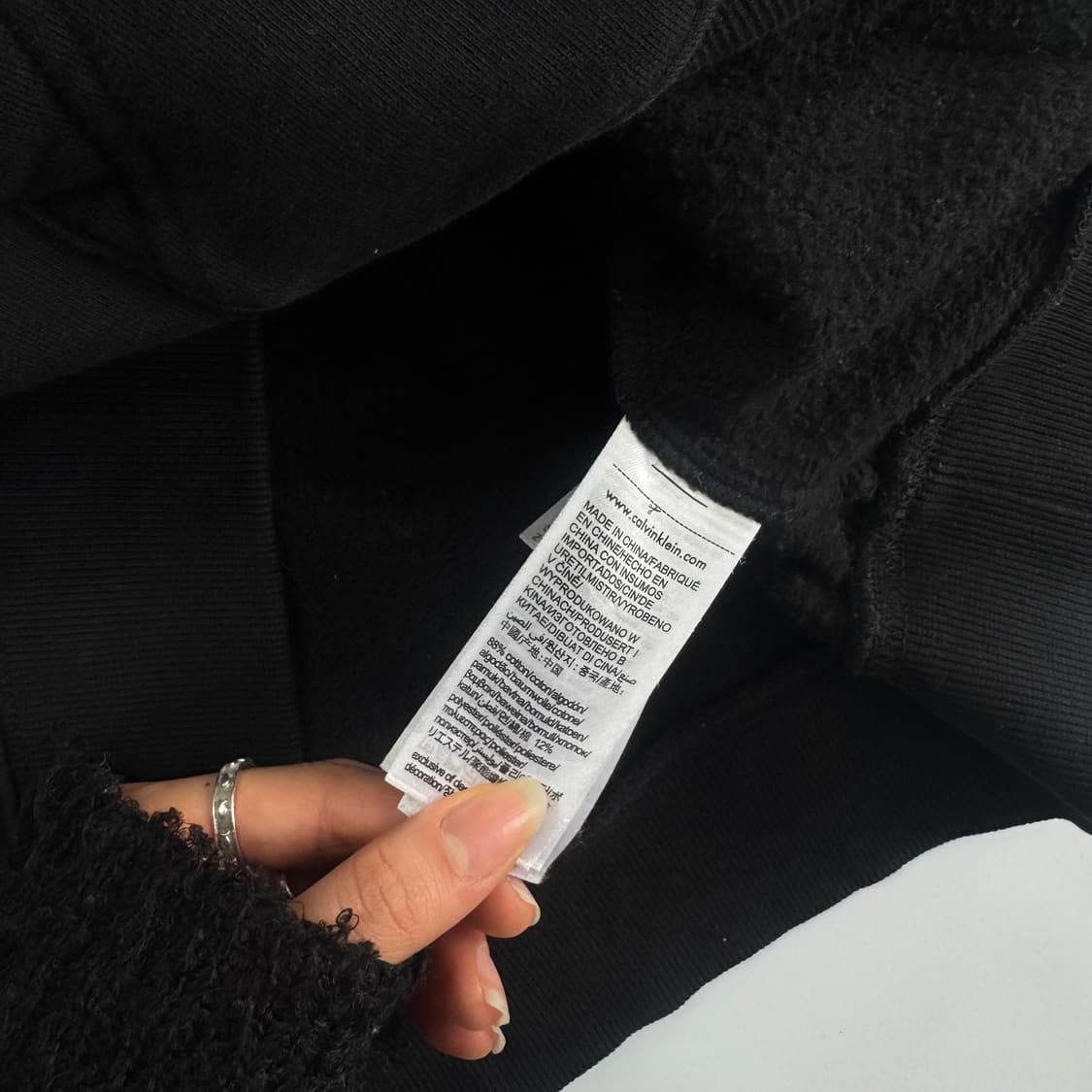 Calvin Klein jeans 켈빈클라인 진스 블랙 후드티  상품이미지6